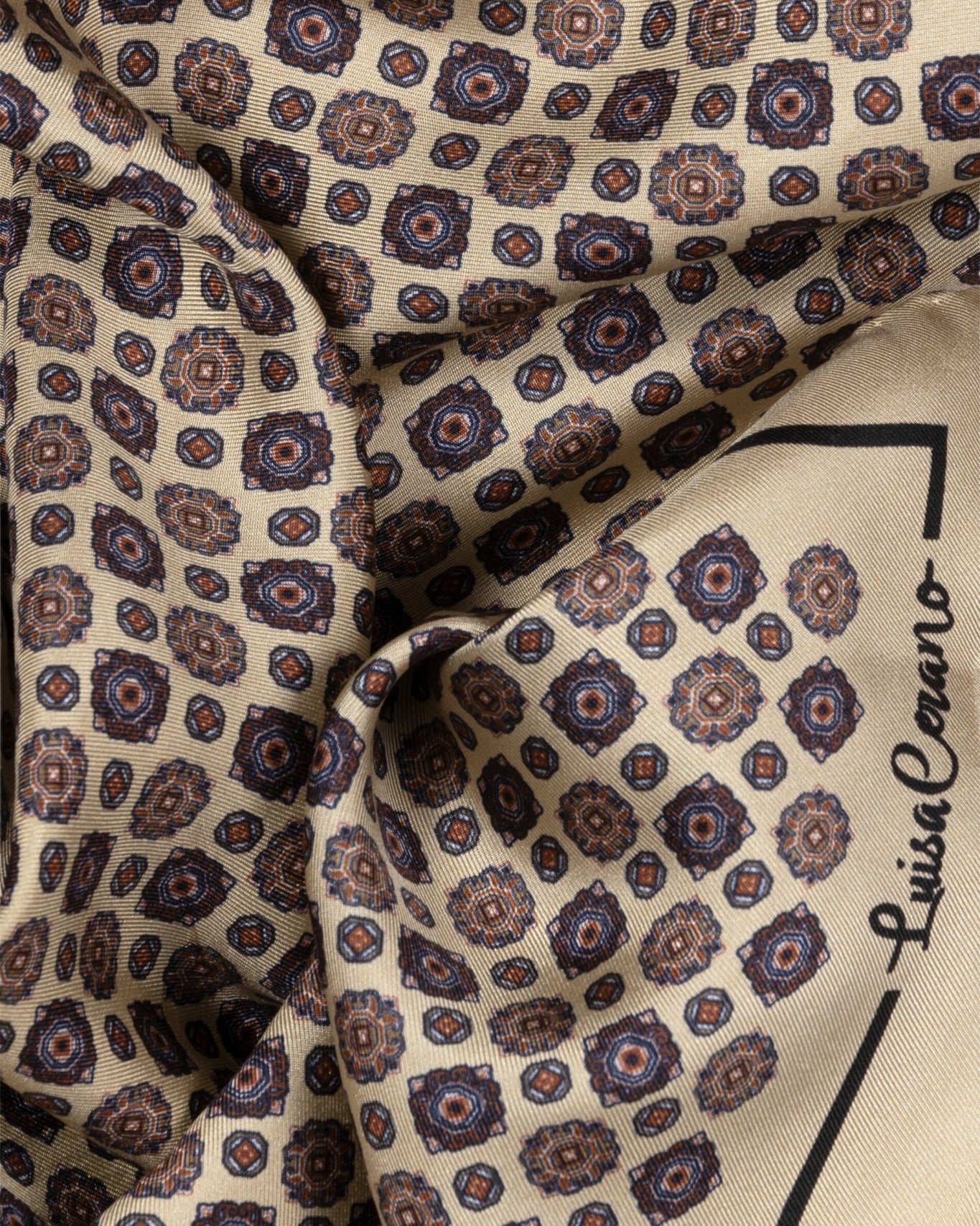 fabric, scarf, pattern, paisley?, polyester?