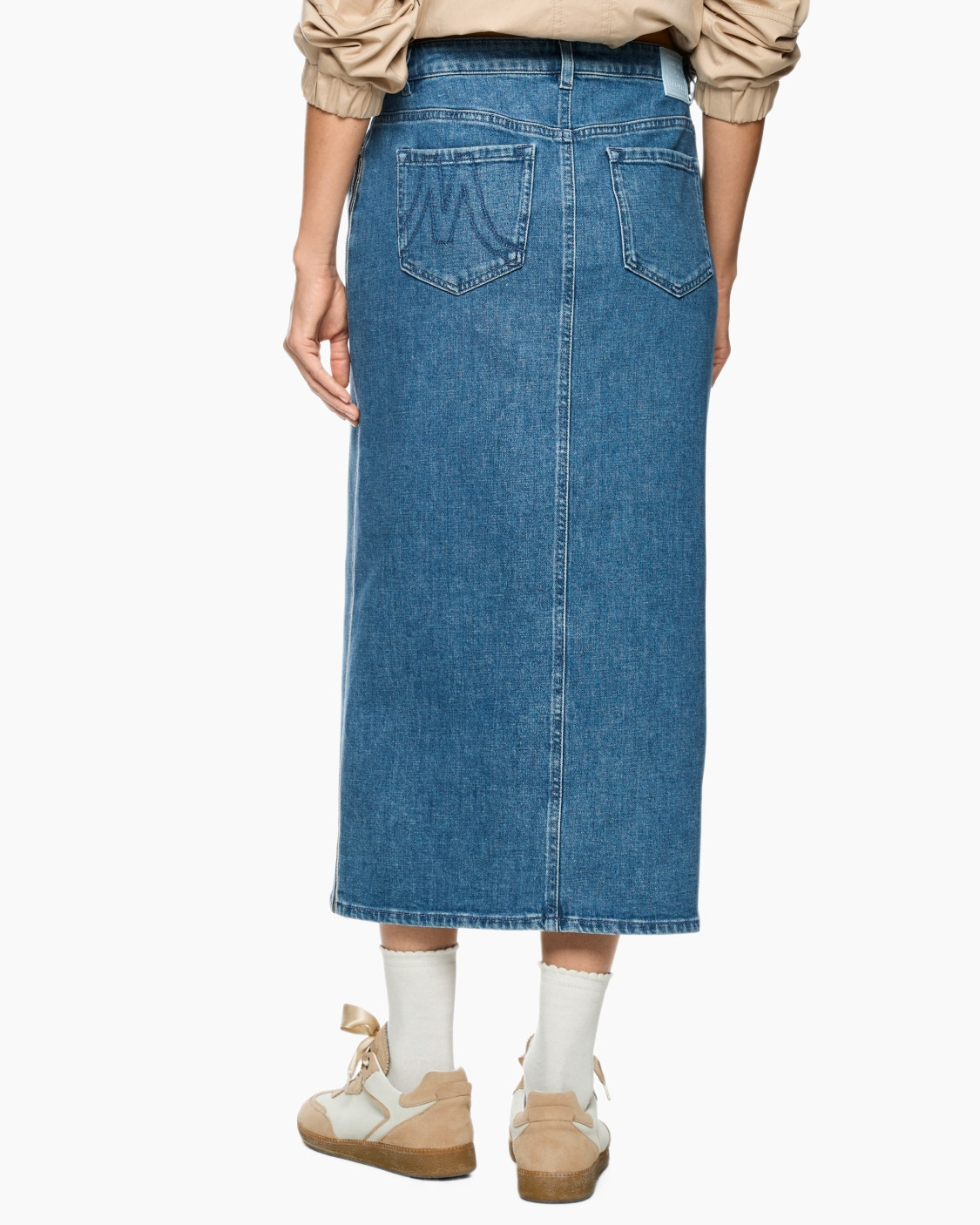 Pants, Jeans, Shoe, Person, Skirt