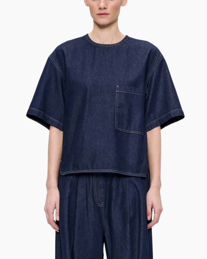 Clothing, T-Shirt, Pants, Person