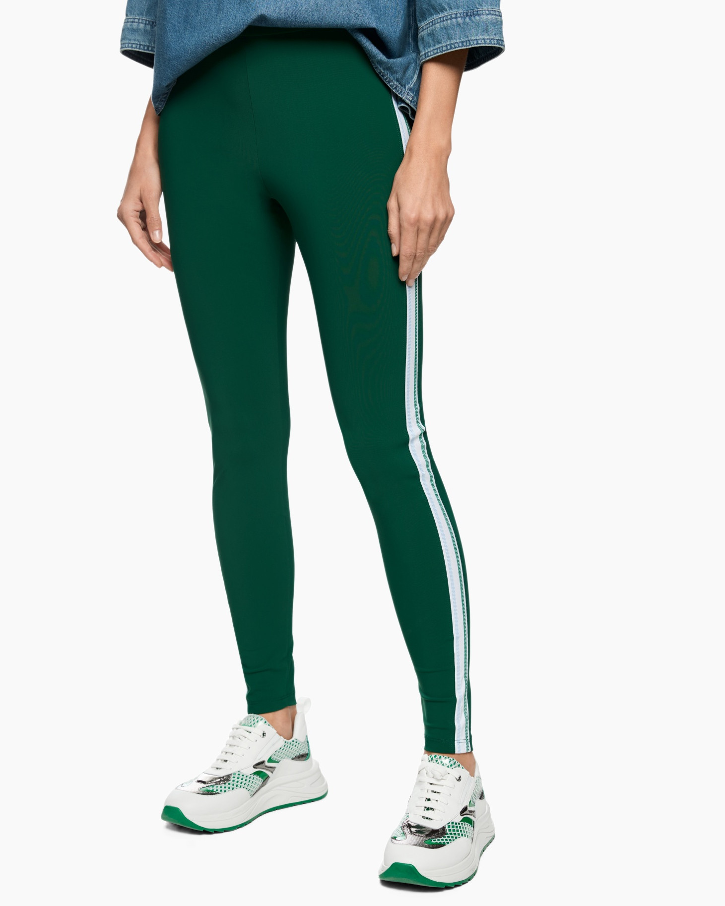 Hosiery, Tights, Pants, Person, Shoe