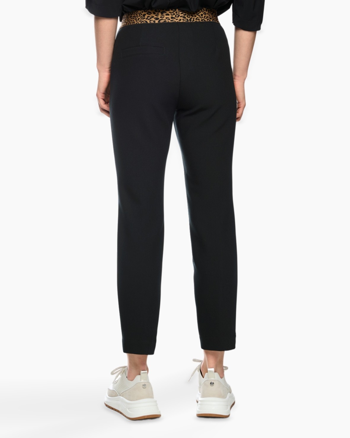 black pants, slim fit, back pocket, ankle length, leopard waistband