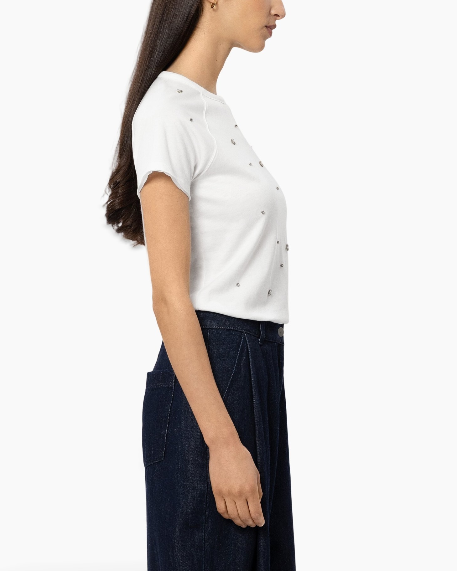 tshirt, white, short-sleeve, embellishments, denim-pants