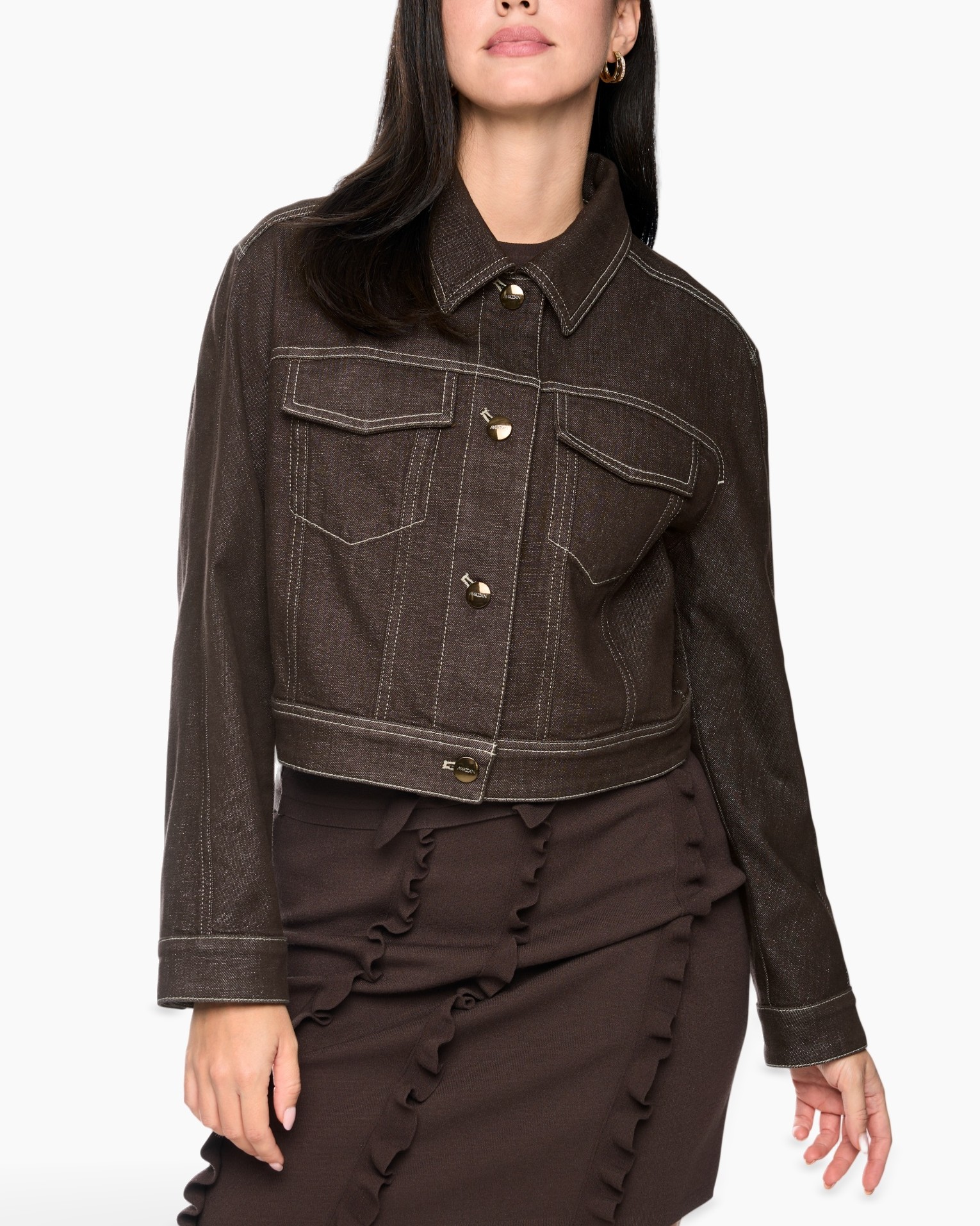 denim jacket, brown, long sleeves, front pockets, metal buttons