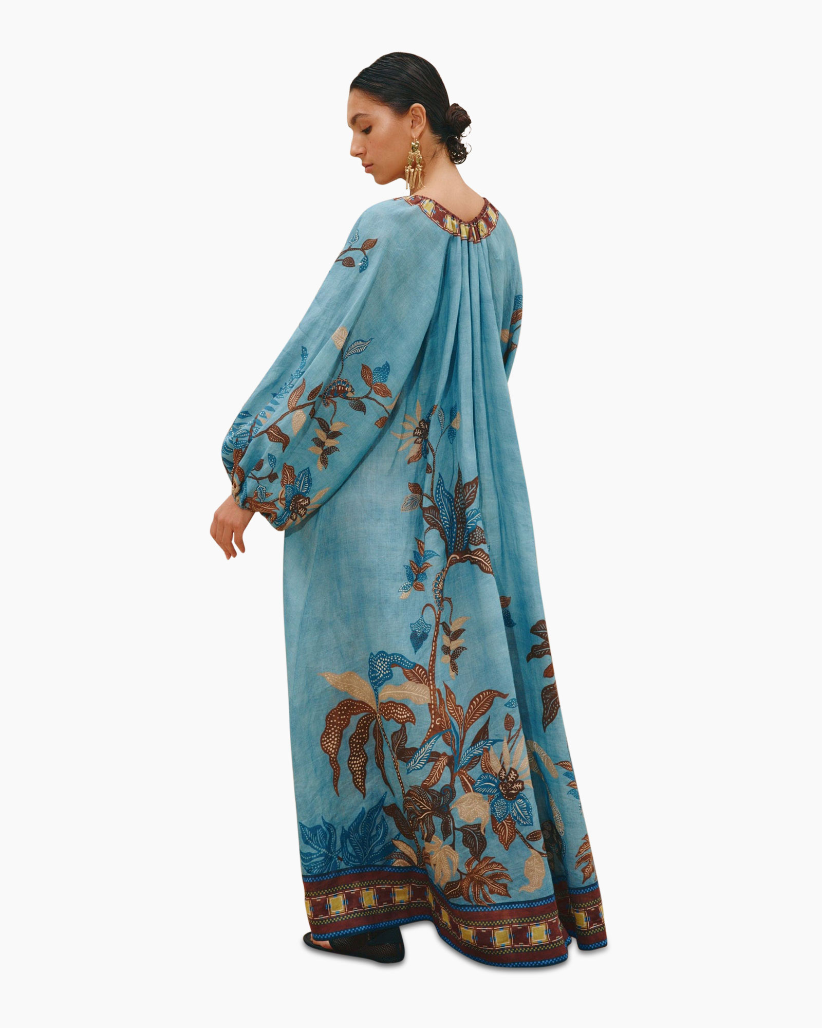 Dress, Fashion, Adult, Person, Woman