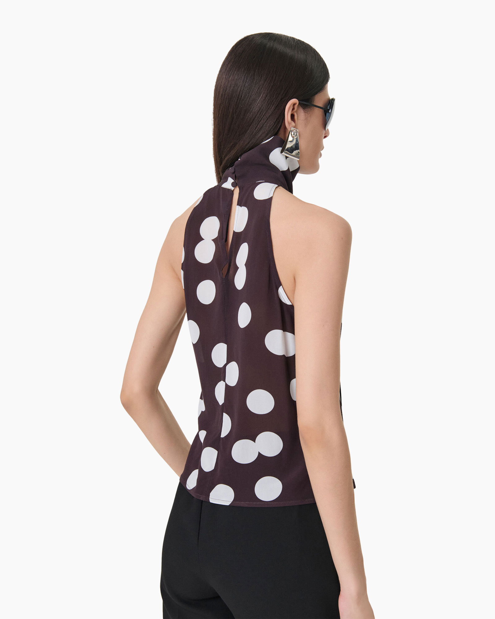 top, polka-dot, sleeveless, halterneck, purple