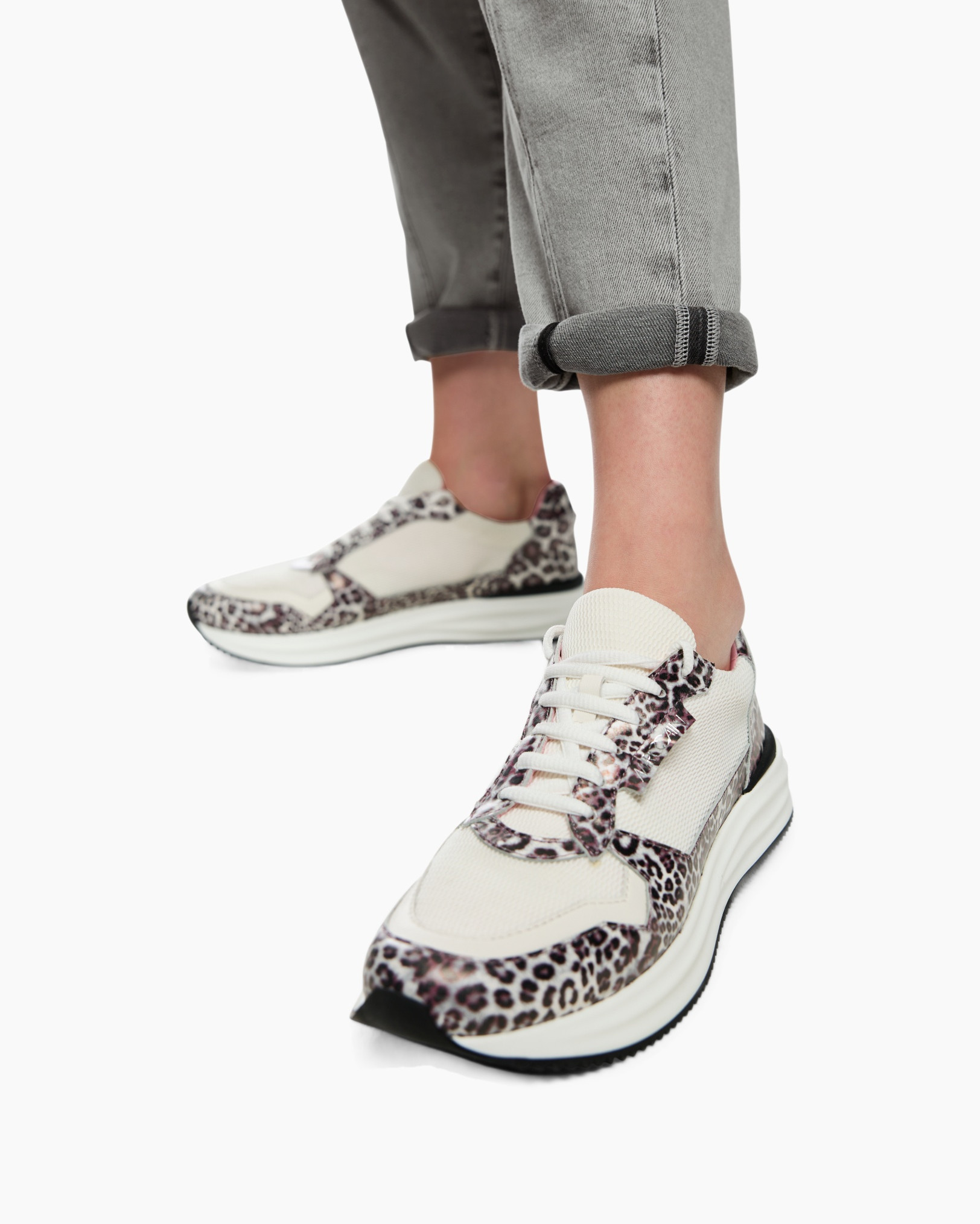 Clothing, Footwear, Shoe, Sneaker