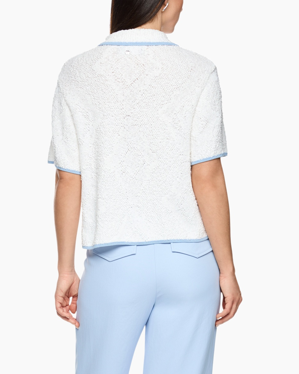 T-Shirt, Blouse, Person, Sleeve, Pants