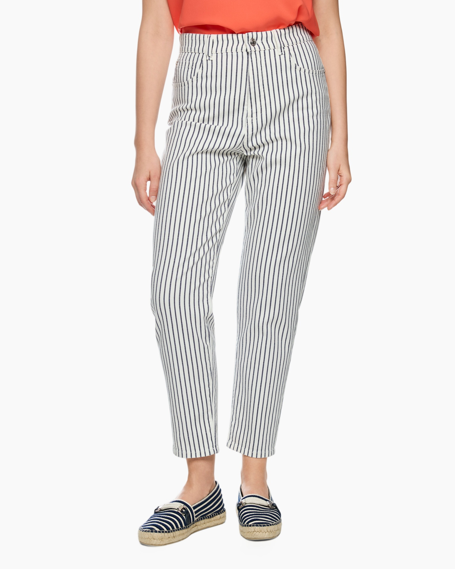 striped pants, vertical stripes, linen blend, ankle length, slip-on shoes
