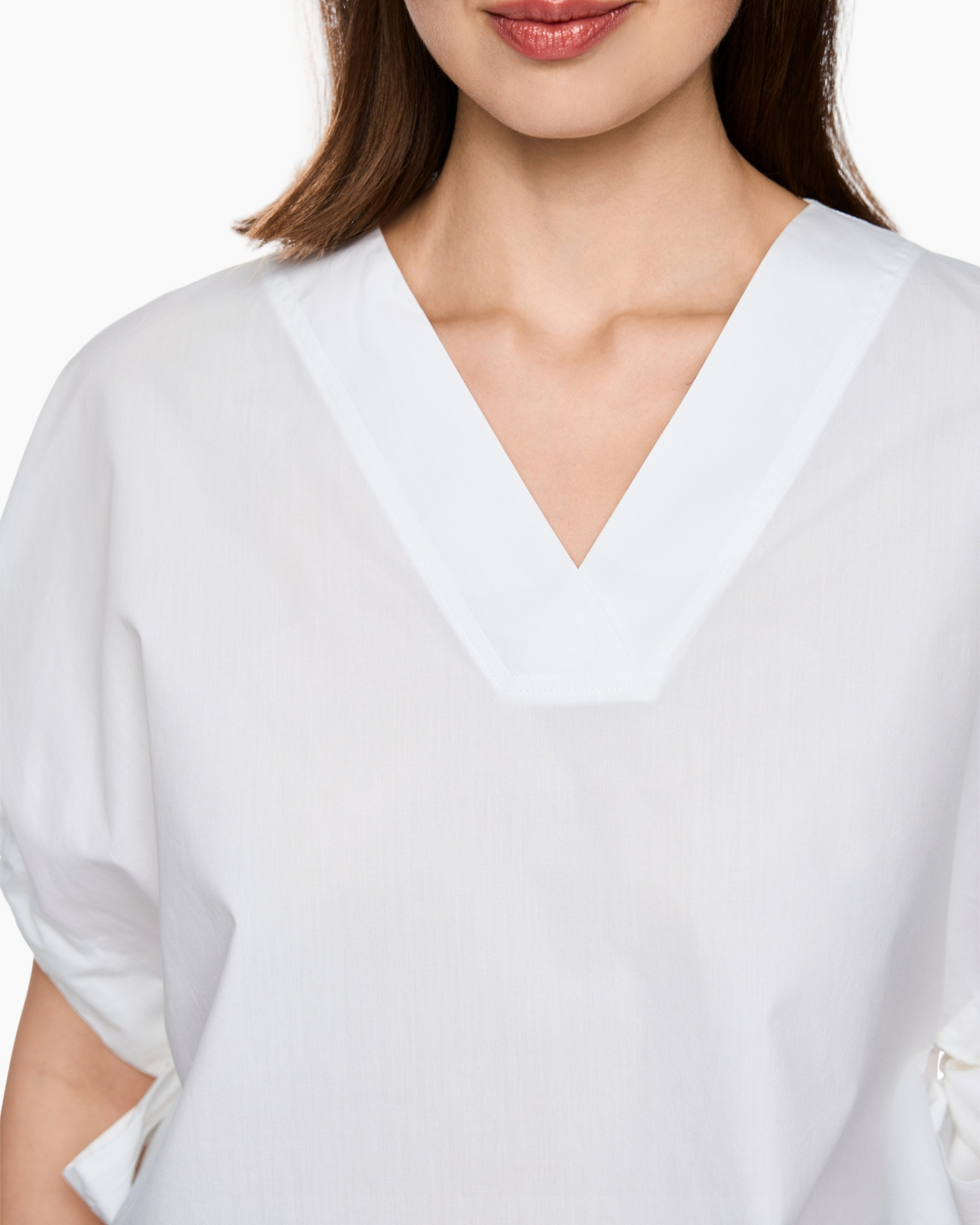 white, top, blouse, pocketless, V-neck