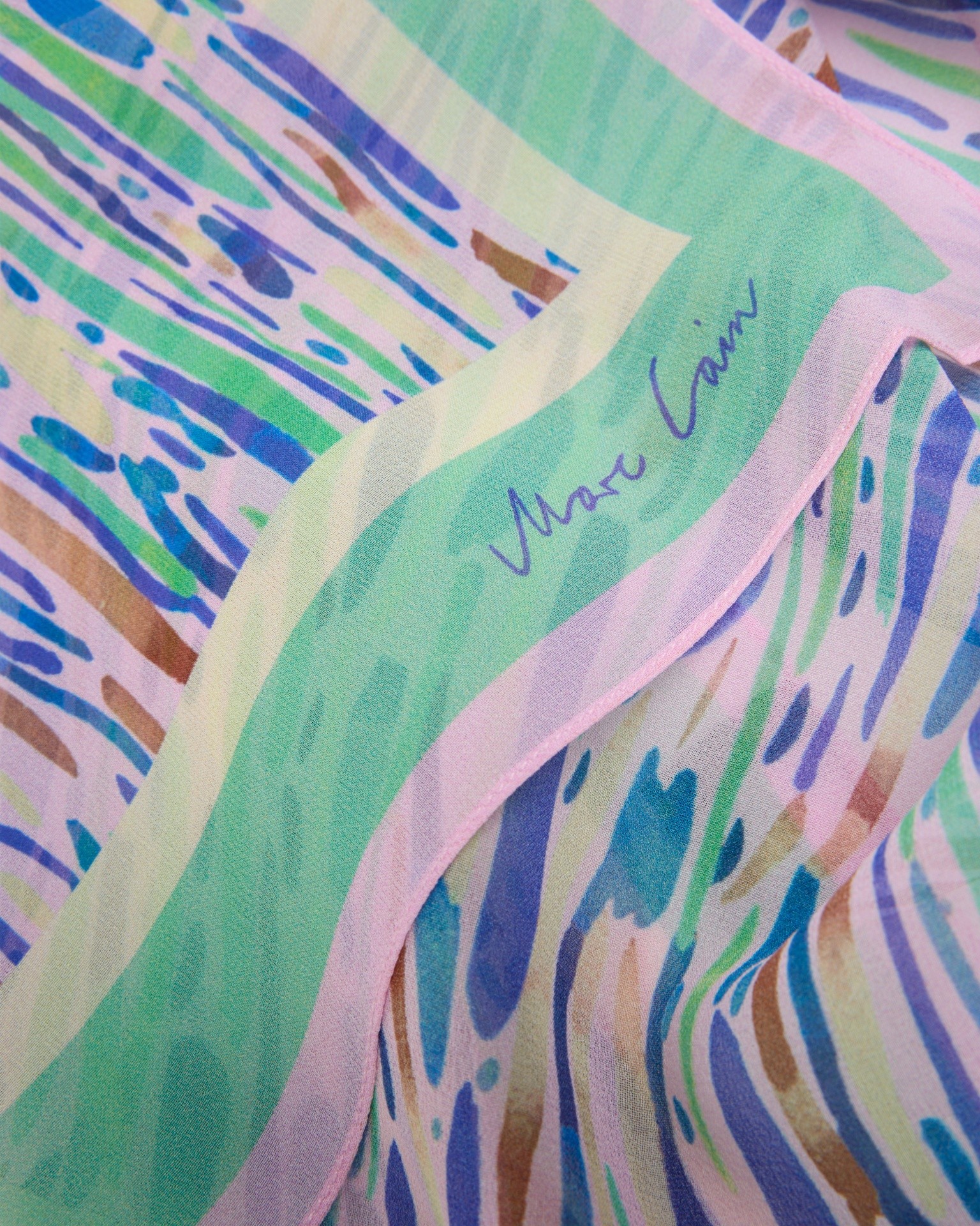 scarf, multicolor, abstract pattern, soft fabric, Marc Cain, lightweight