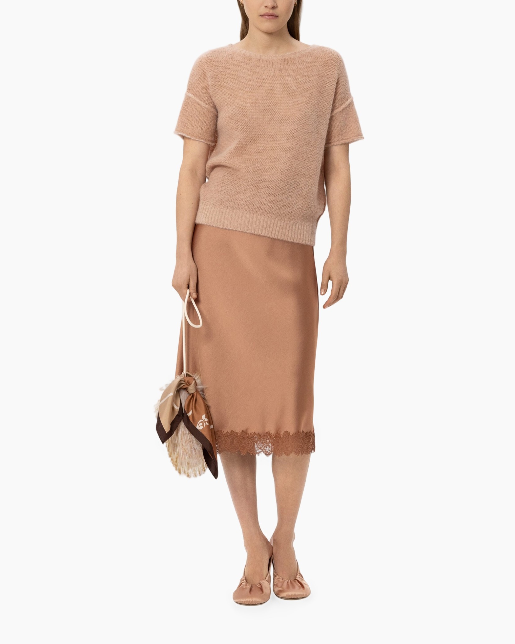 knit sweater, short sleeve, rose beige, mid-length skirt, lace hem