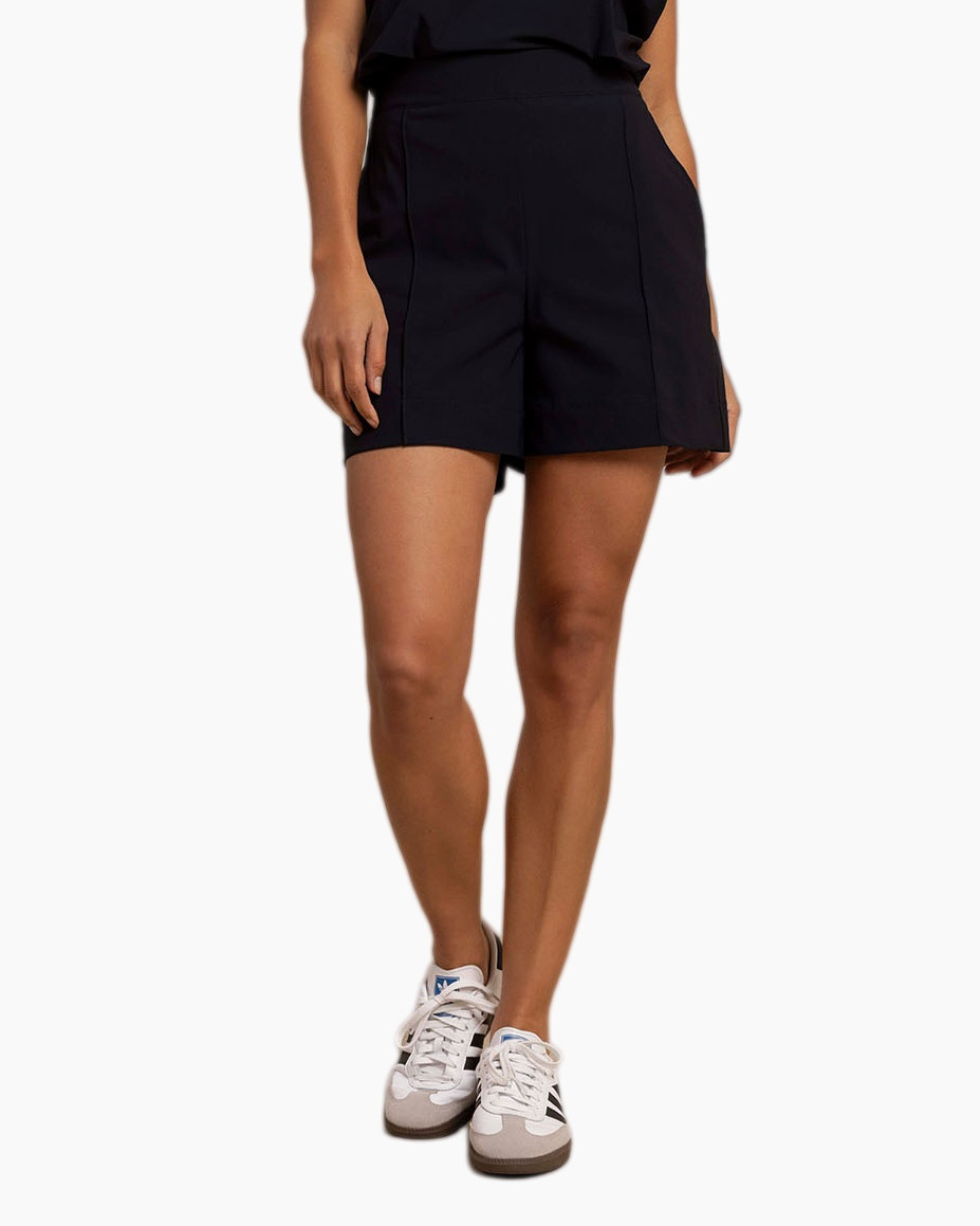 shorts, black, slim-fit, athletic, pockets