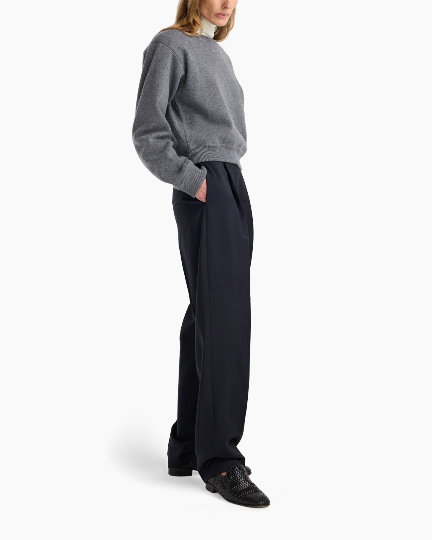 gray sweater, crew neck, long sleeve, relaxed fit, navy trousers