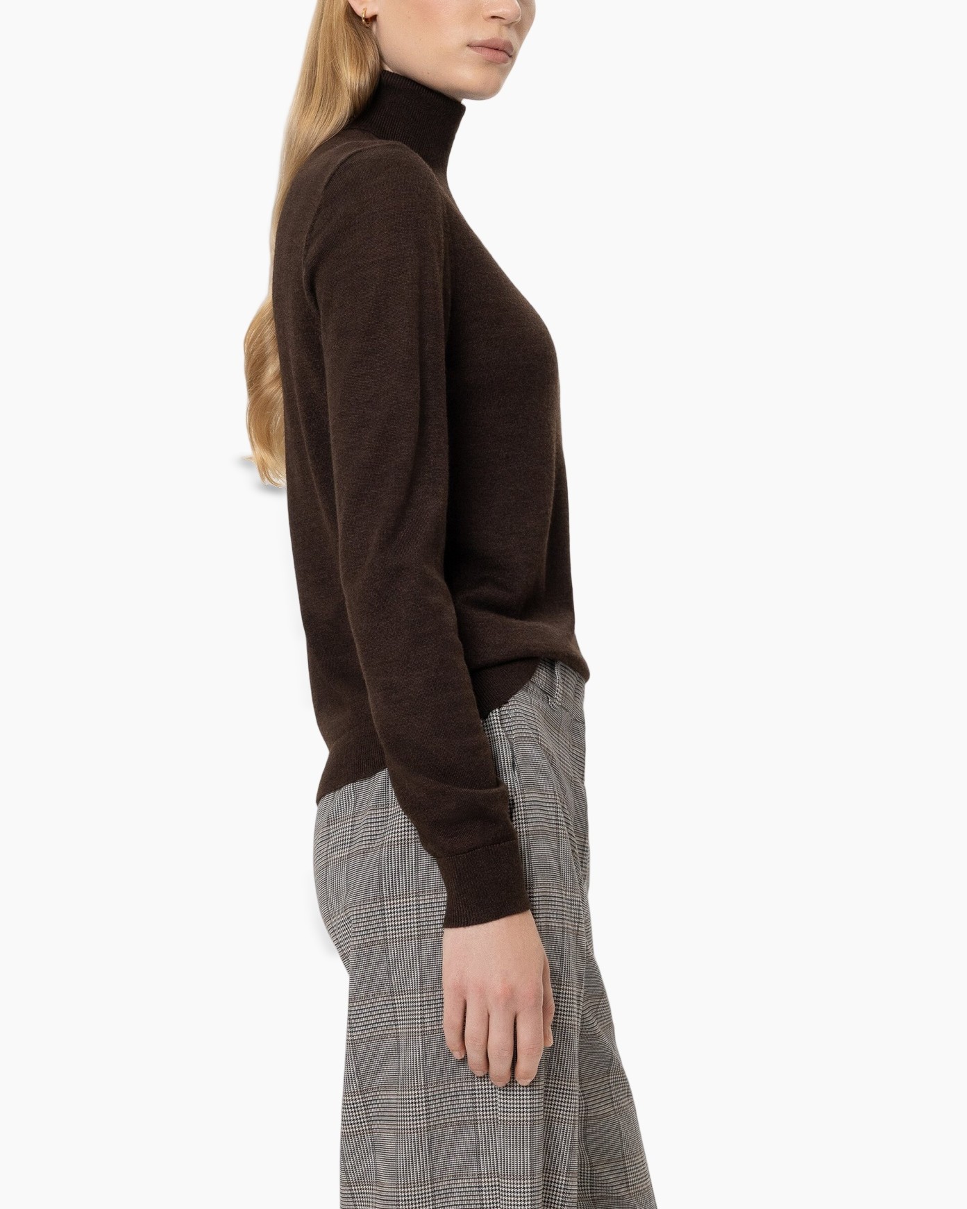 turtleneck, brown, knit, longsleeve, plaid_trousers
