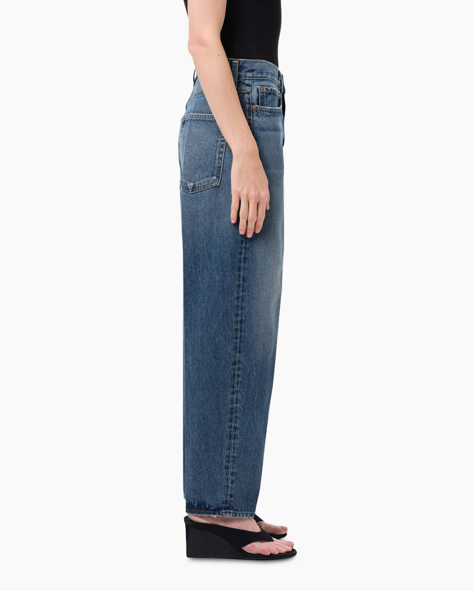 jeans, denim, mid blue, straight leg, pocket