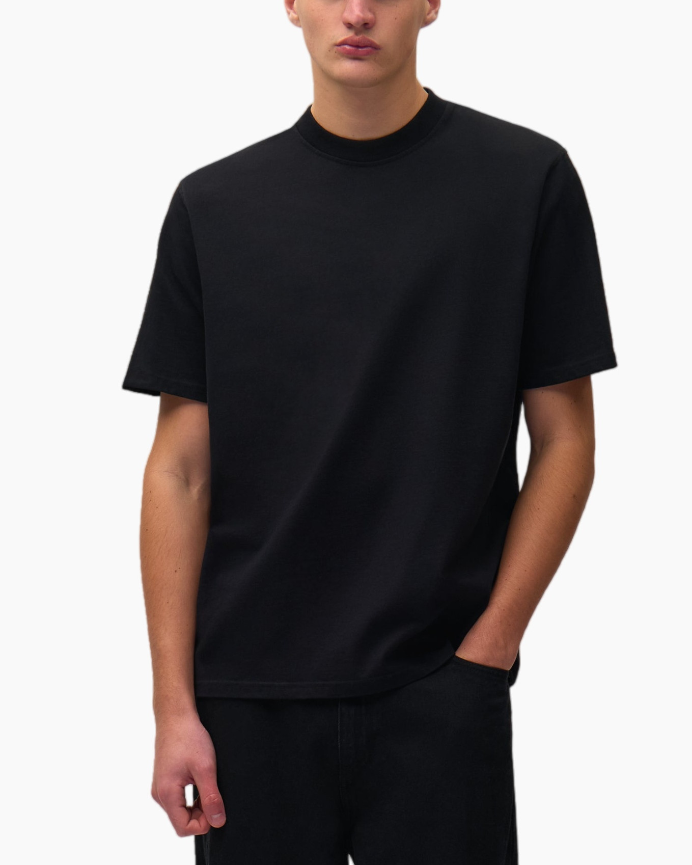 tshirt, short-sleeve, black, crew-neck, casual