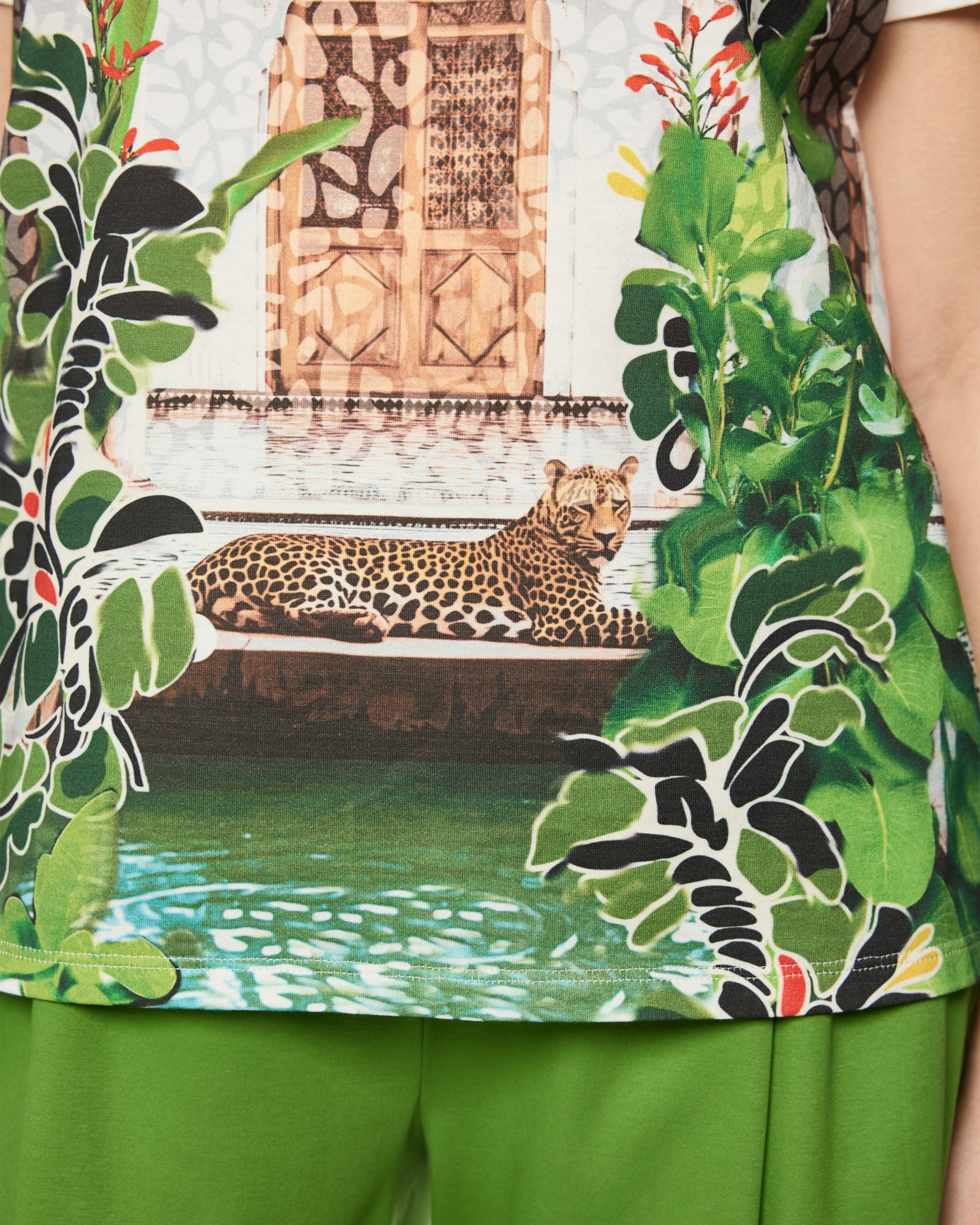 leopard, jungle print, tropical, pool, cloak