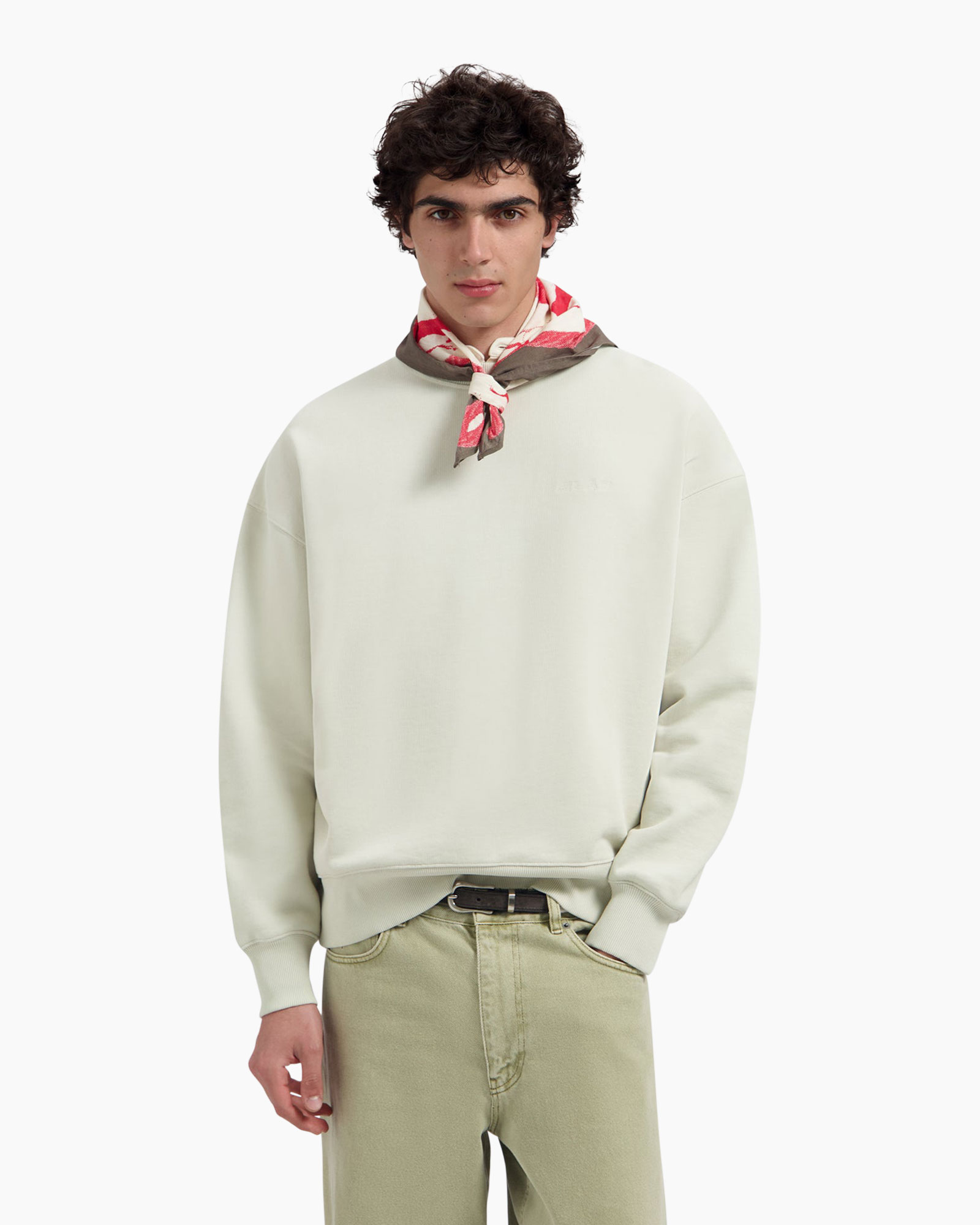 sweatshirt, crewneck, beige, bandana, scarf, khaki pants, belt