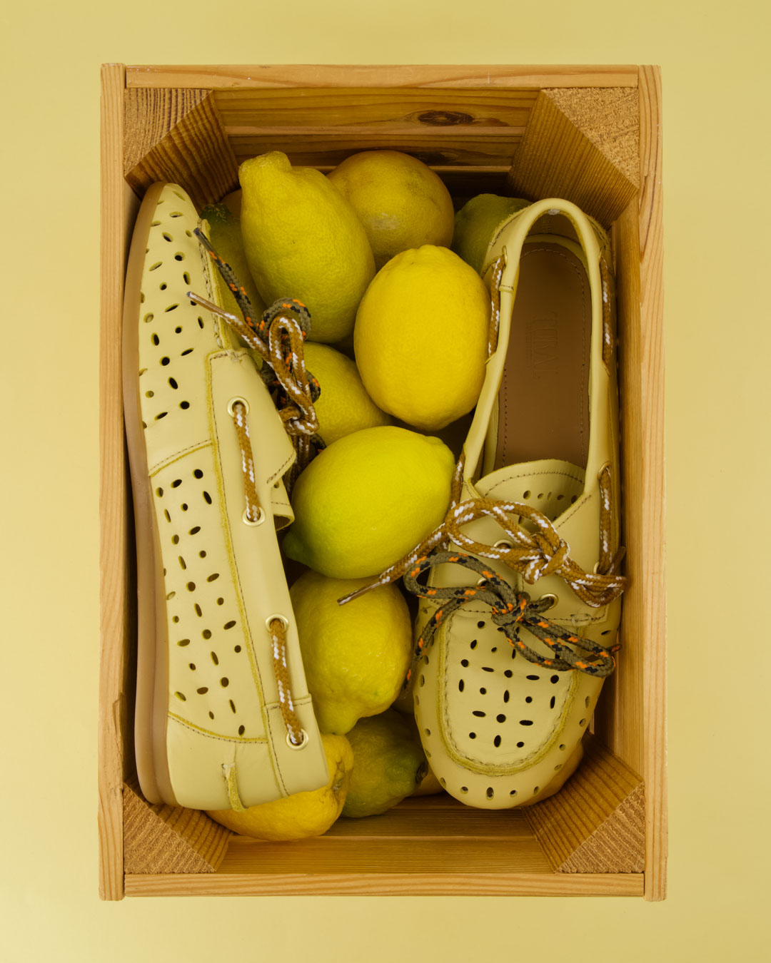 shoes, leather, yellow, basket, lemons