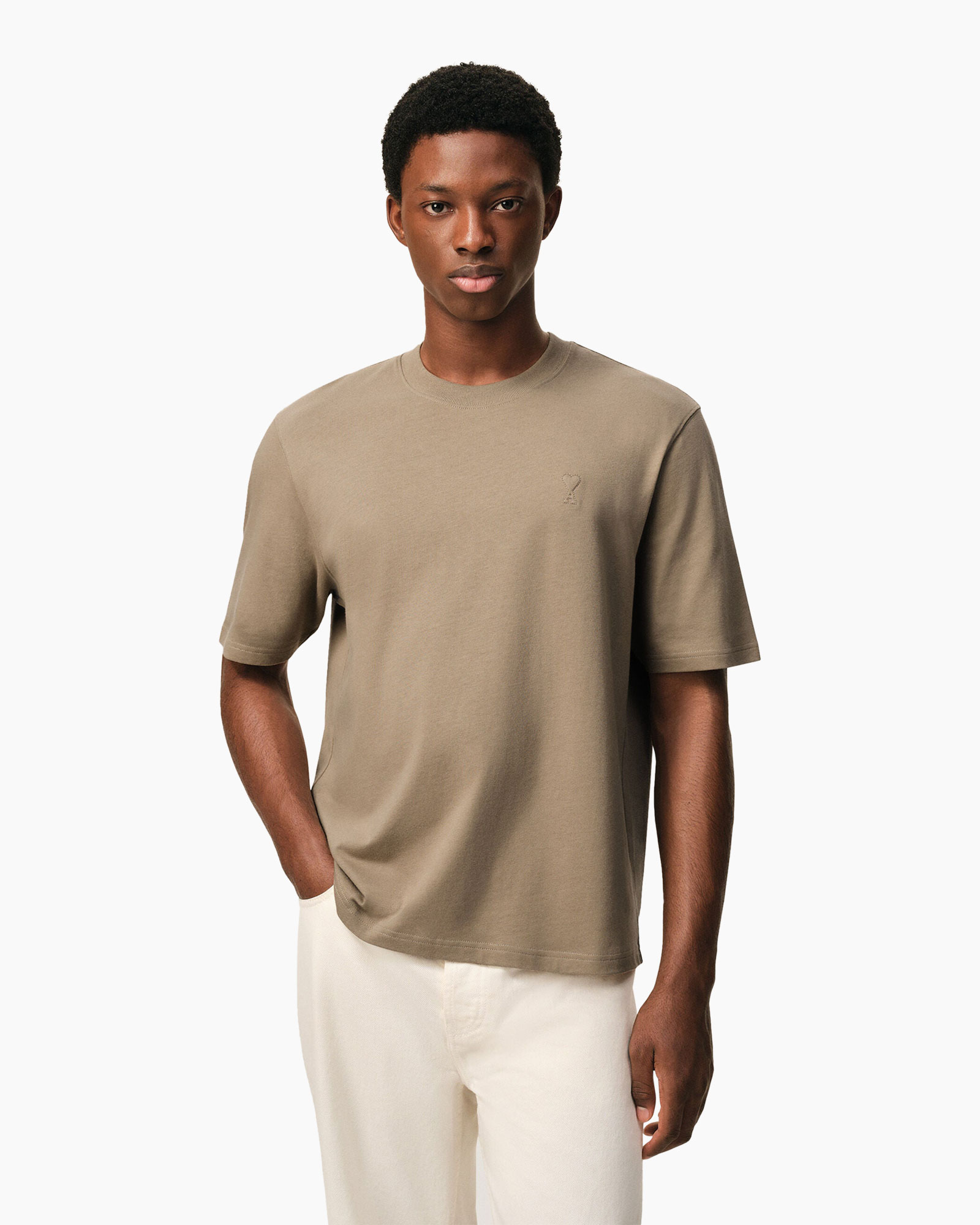 t-shirt, short sleeve, beige, crew neck, plain