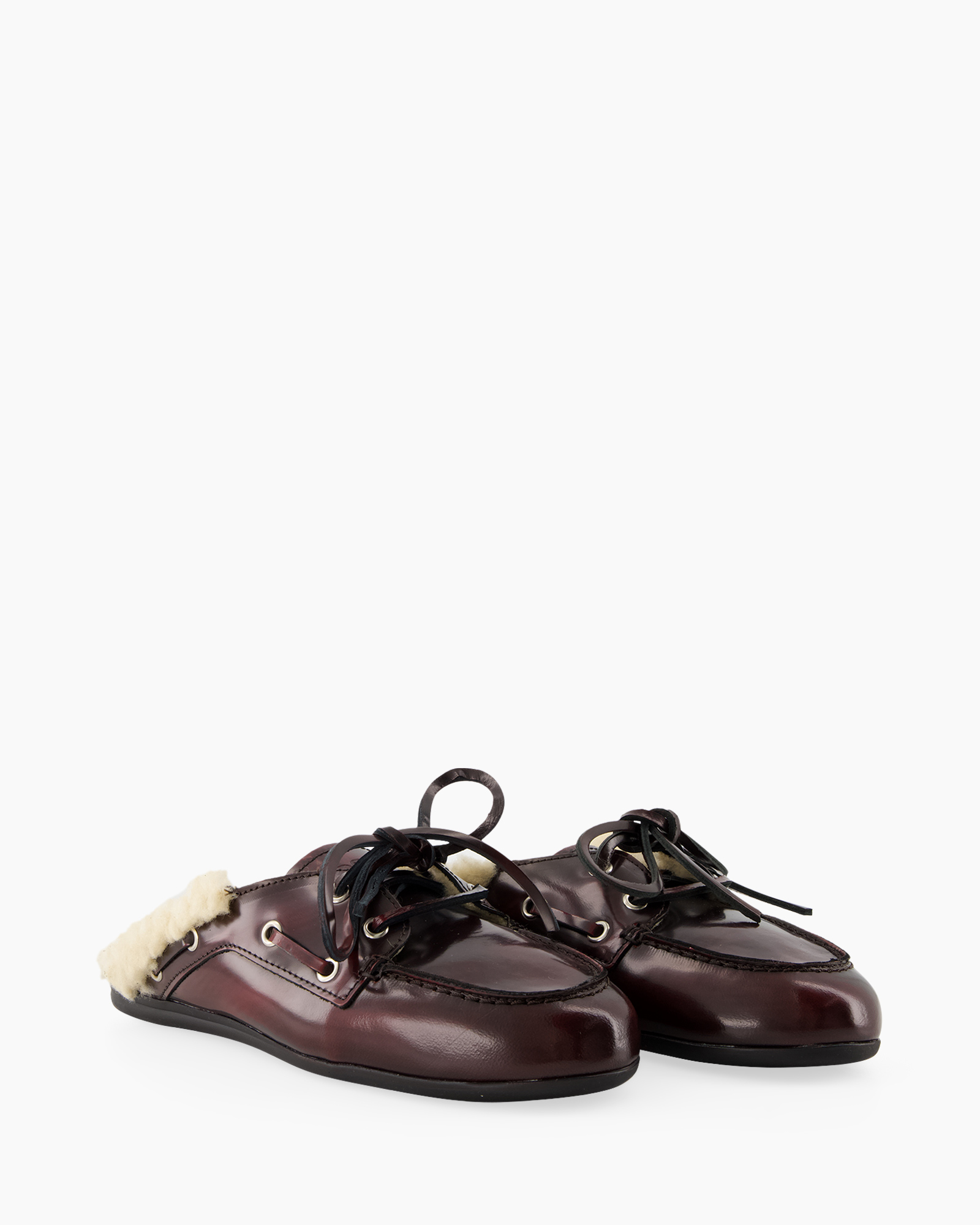 leather shoes, moccasins, luggage, plush lining, laceless?