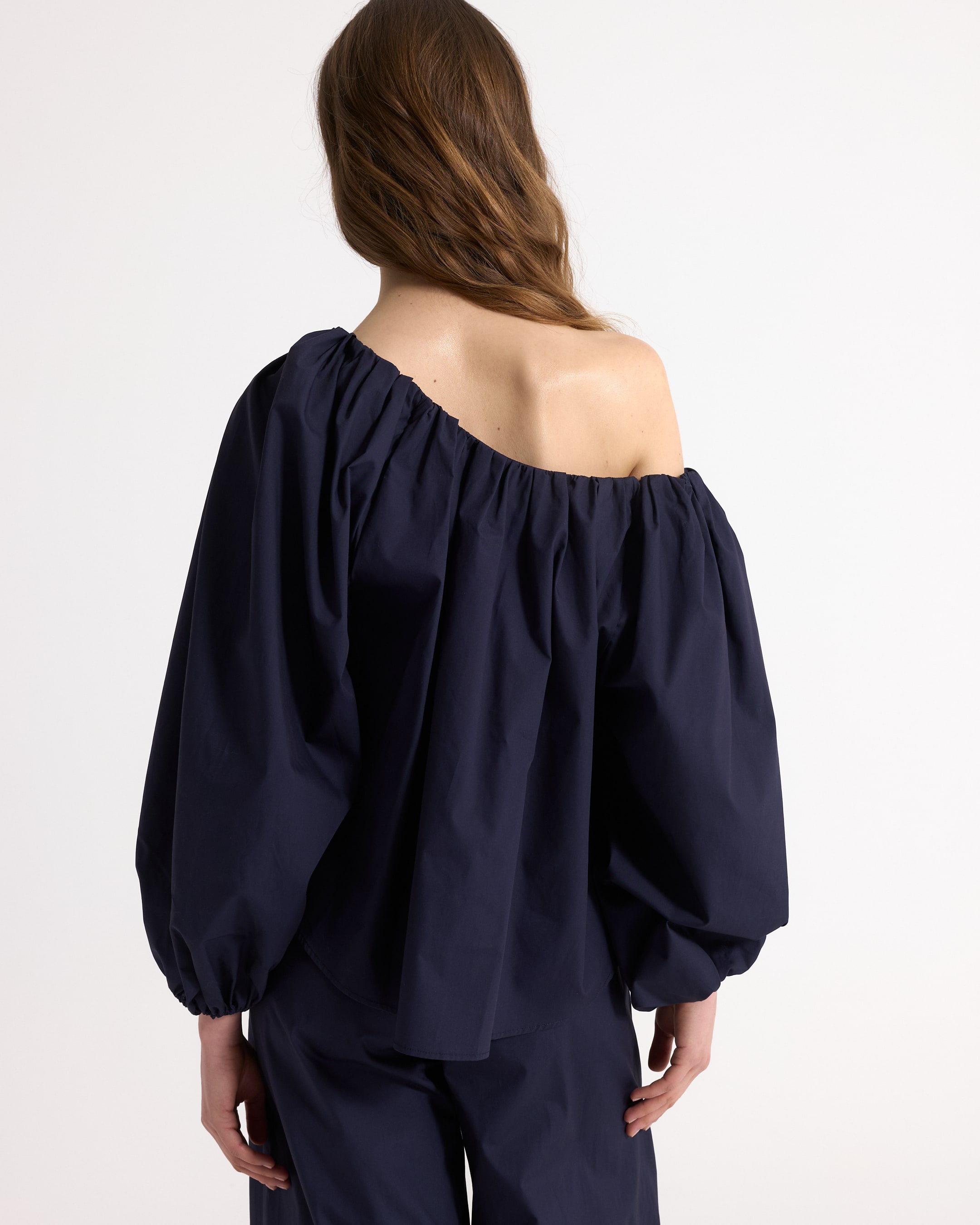 off-shoulder, puff-sleeve, navy, top, blurred-back