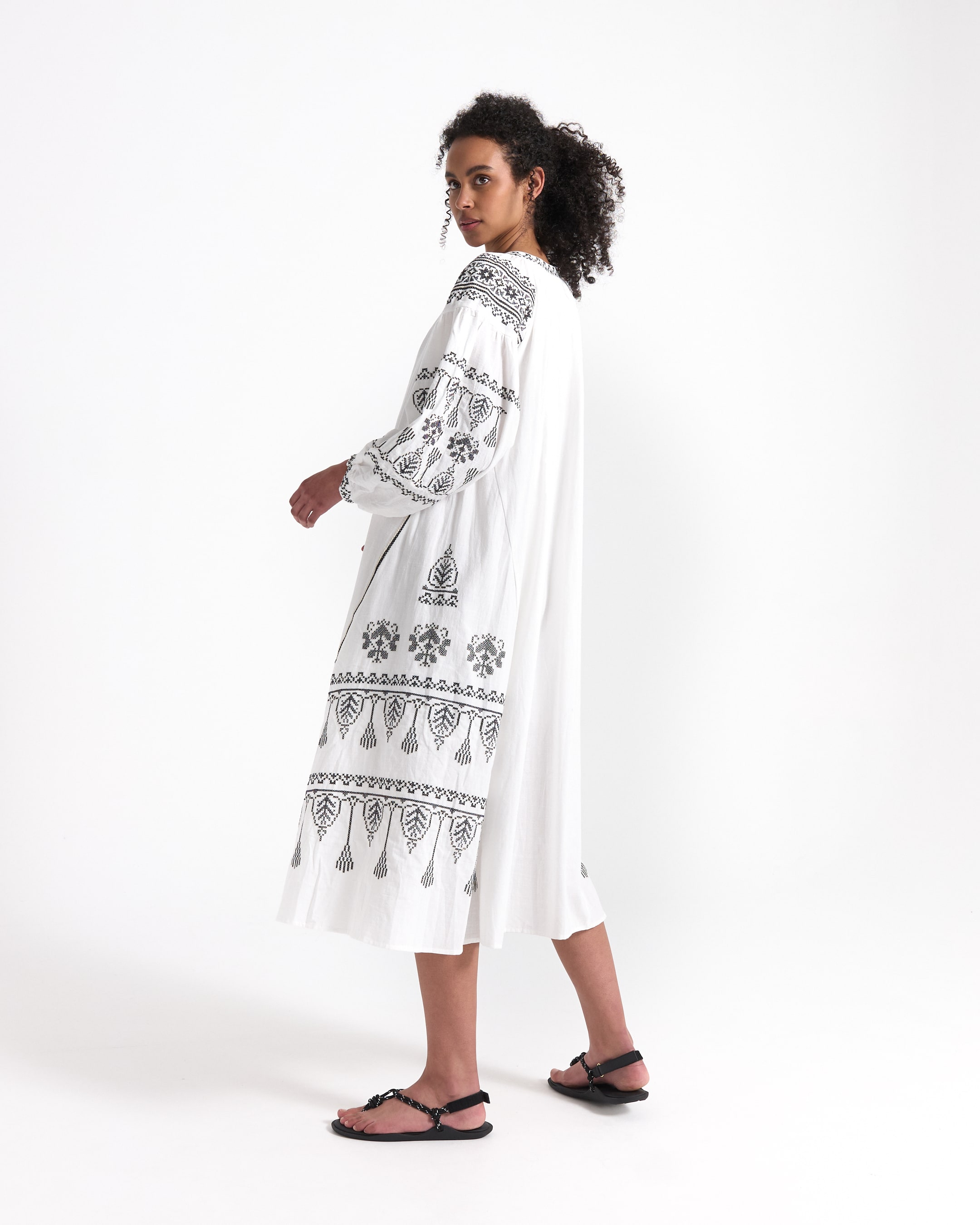 dress, embroidered, white, long-sleeve, midi-length