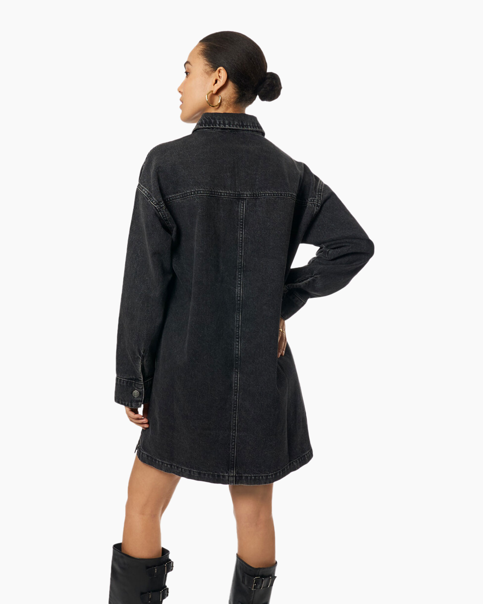 Clothing, Coat, Overcoat, Person, Long Sleeve