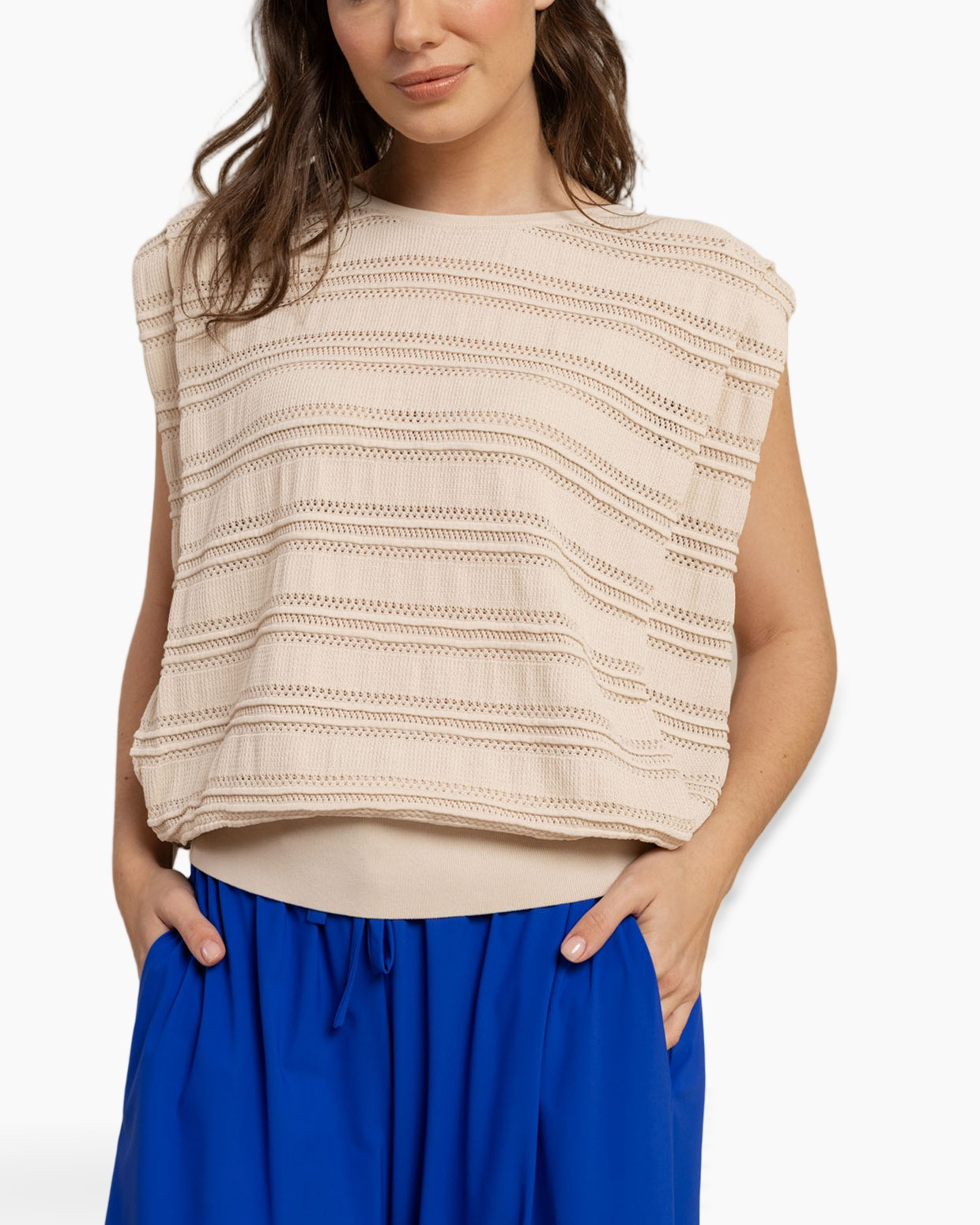 sleeveless top, knit top, beige, patterned knit, casual top