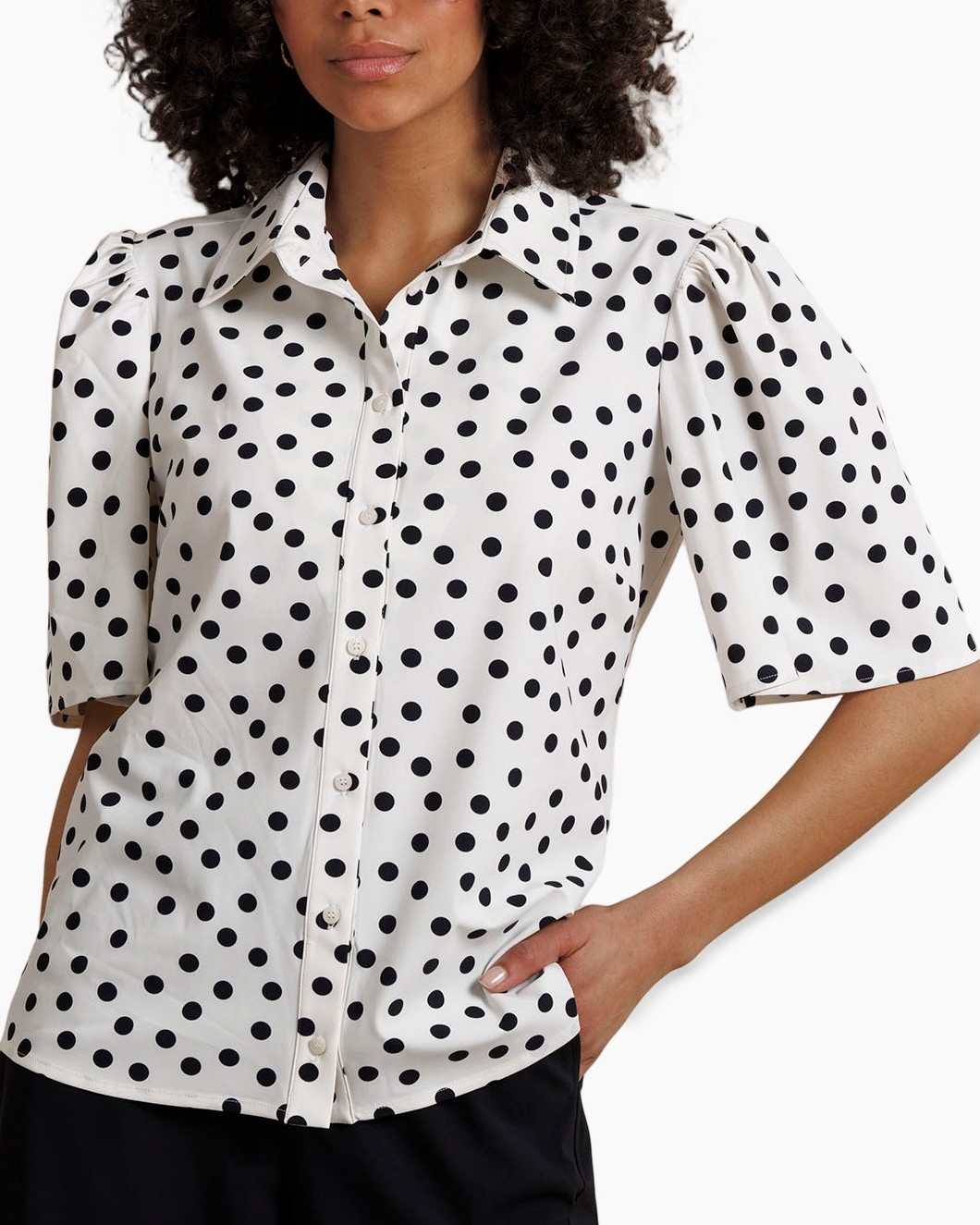 polka dot, blouse, short sleeves, collared, white black
