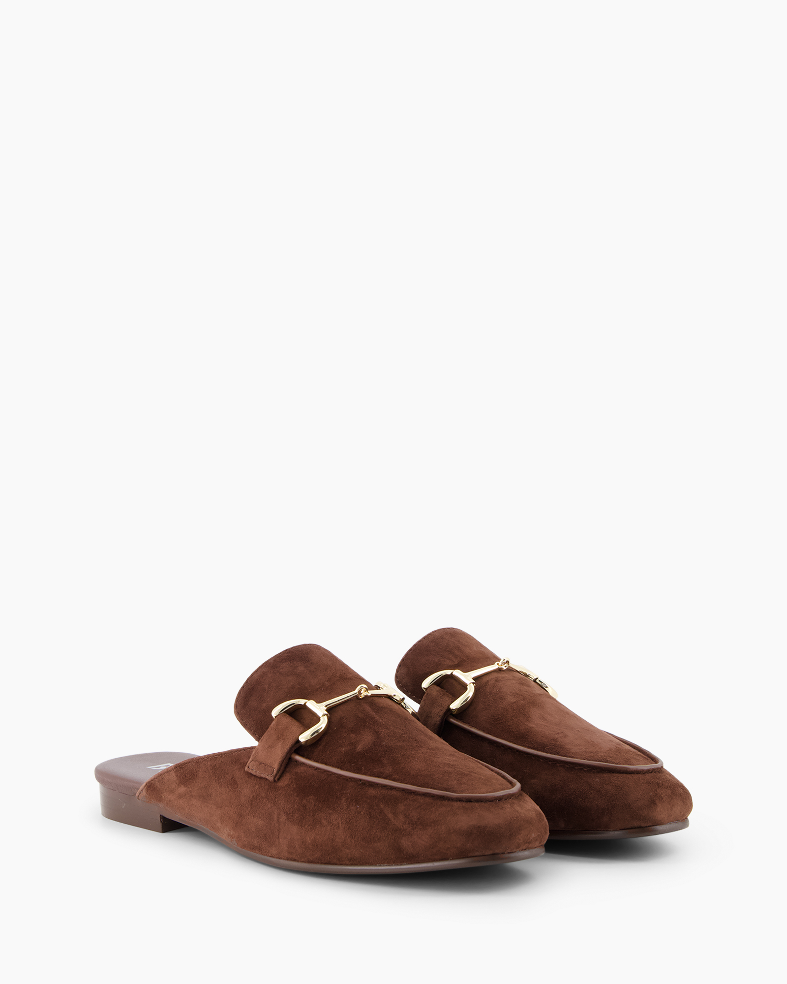 Suede, Clothing, Footwear, Shoe, Sneaker