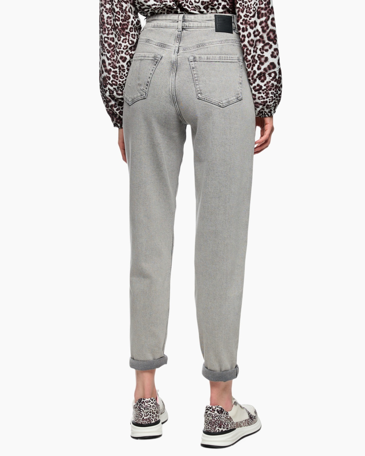 Clothing, Pants, Shoe, Person, Jeans