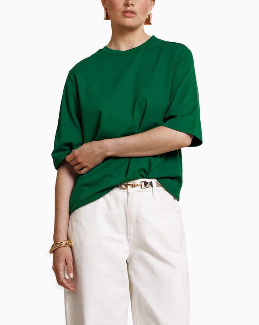 green shirt, short sleeve, crew neck, loose fit, t-shirt