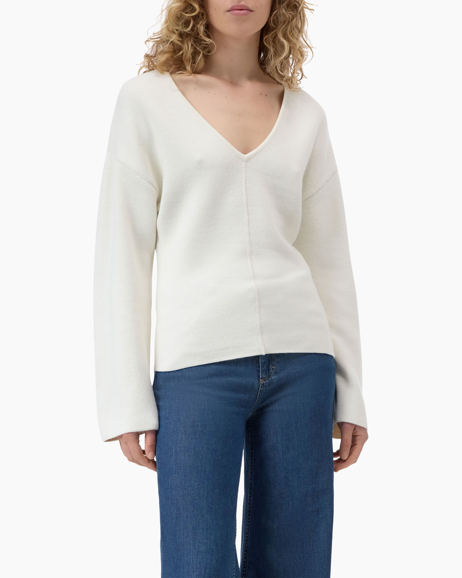 white sweater, v-neck, long-sleeve, knit, pullover