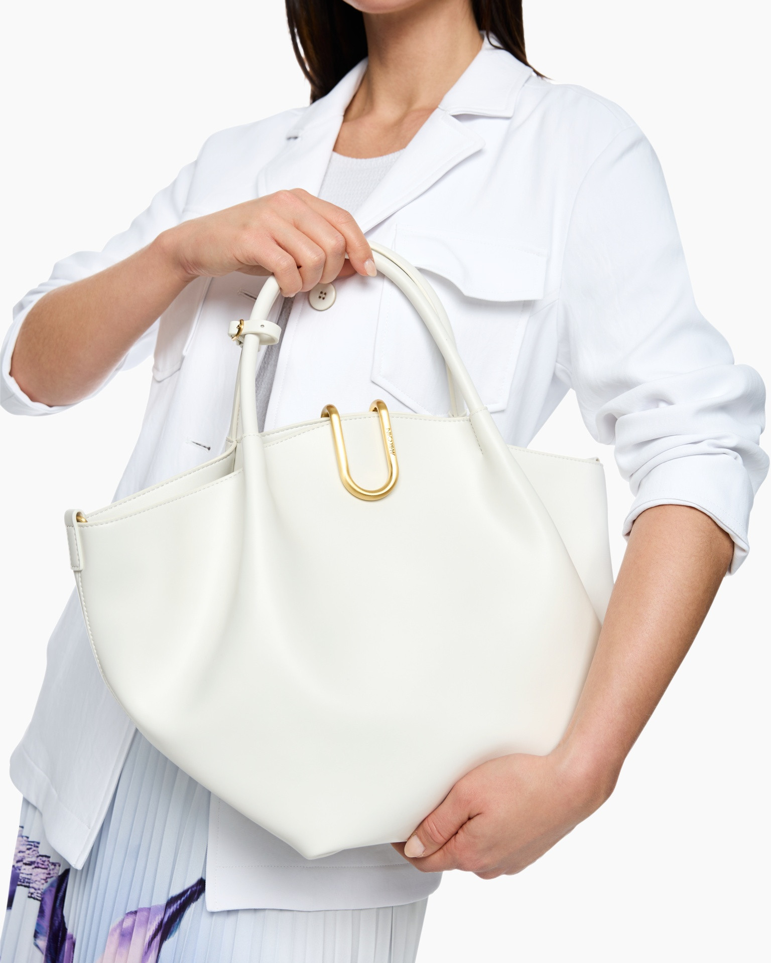 handbag, white bag, shoulder bag, gold hardware, structured bag