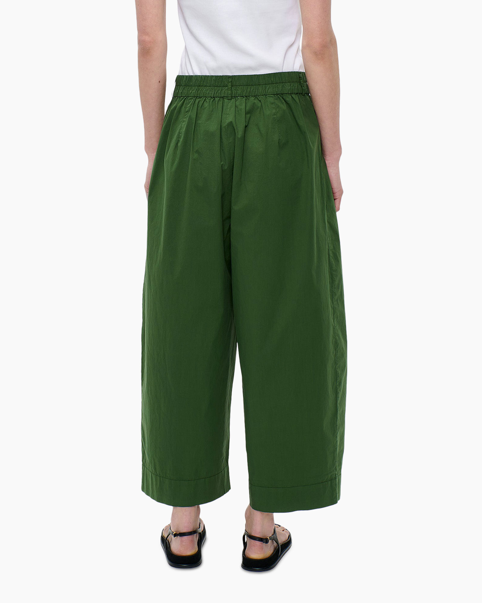 green pants, wide-leg, culotte, ankle-length, elastic waist