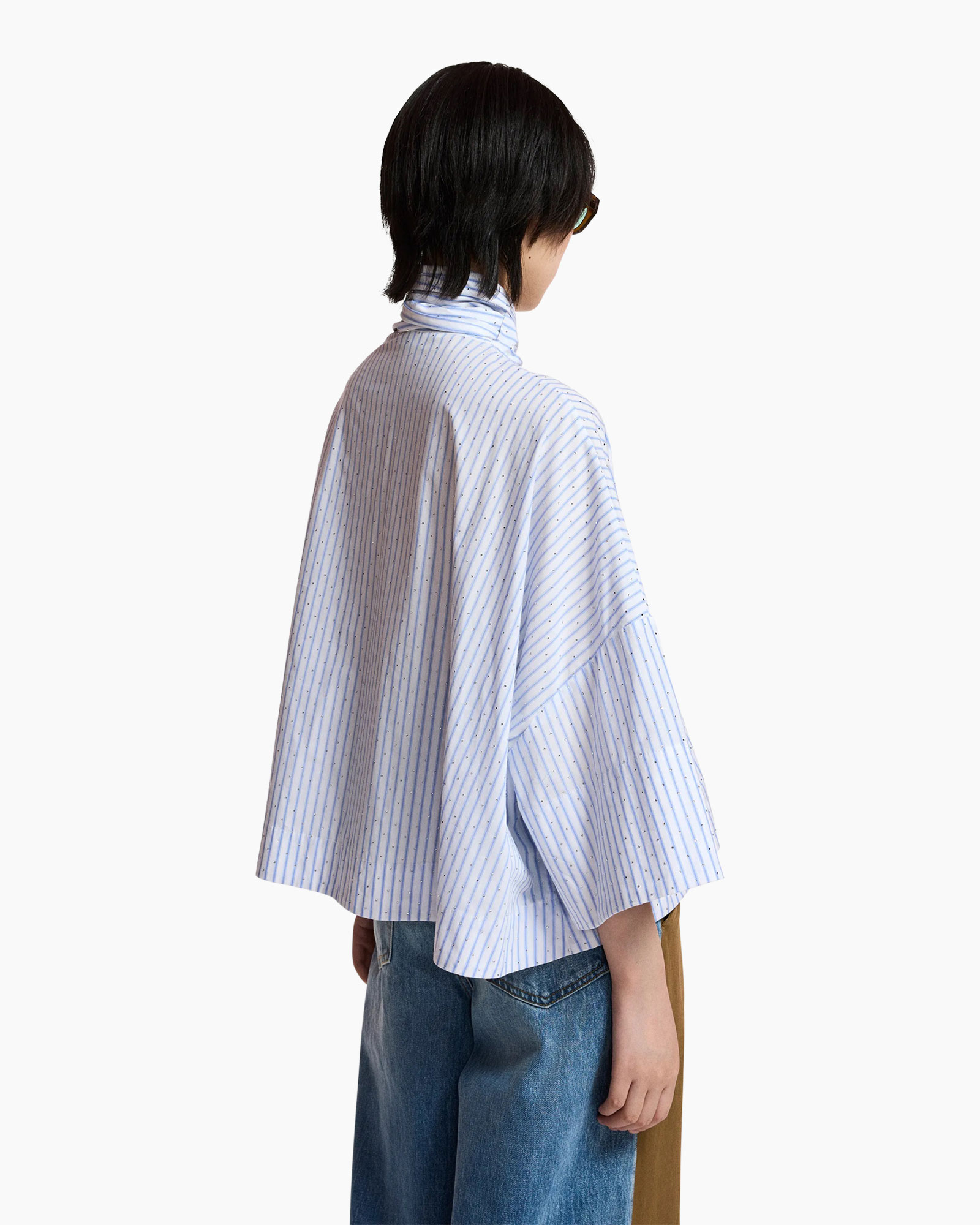 striped shirt, oversized shirt, blue shirt, collared shirt, short sleeves
