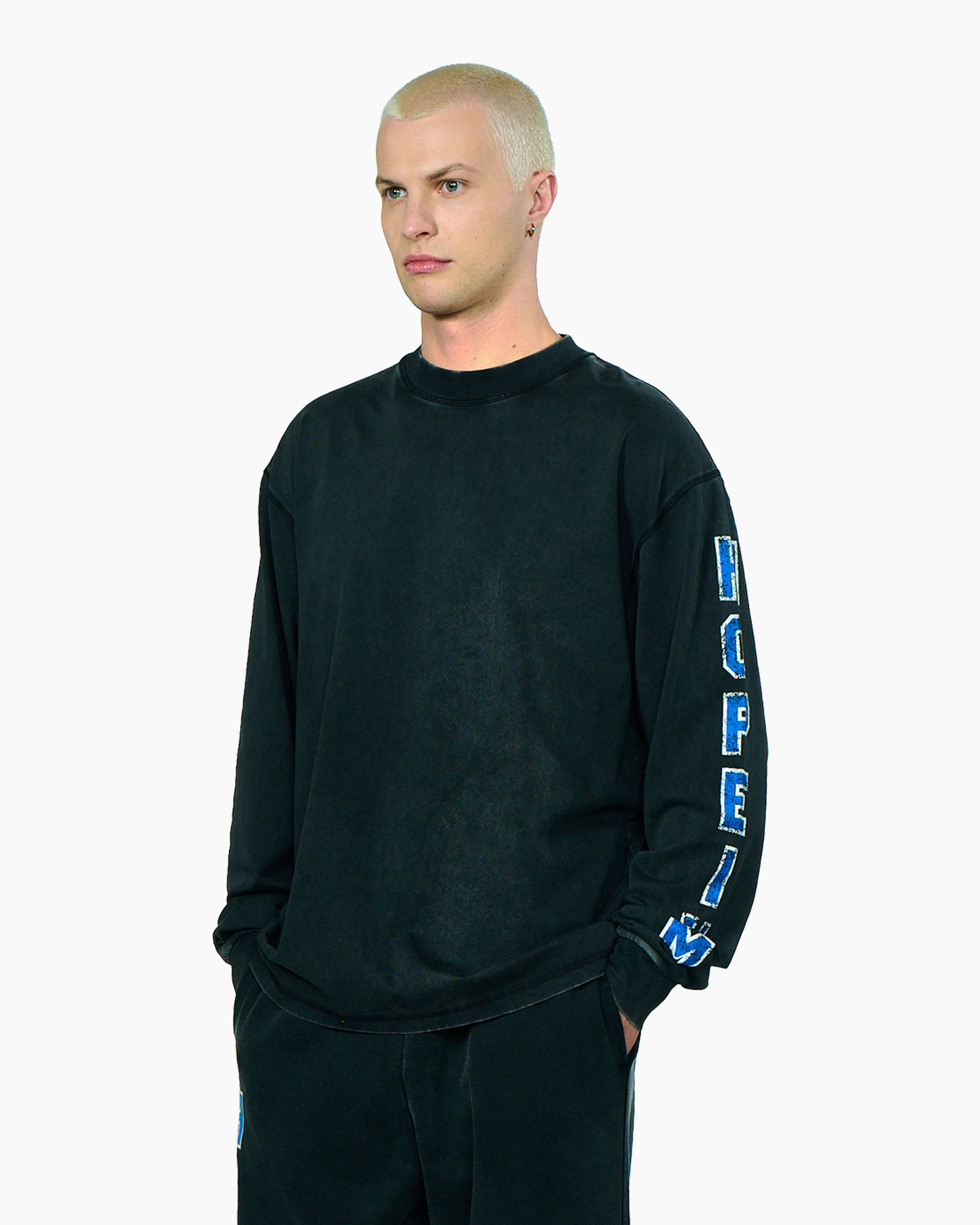 long-sleeve, crewneck, black, bleached, graphic-stripe