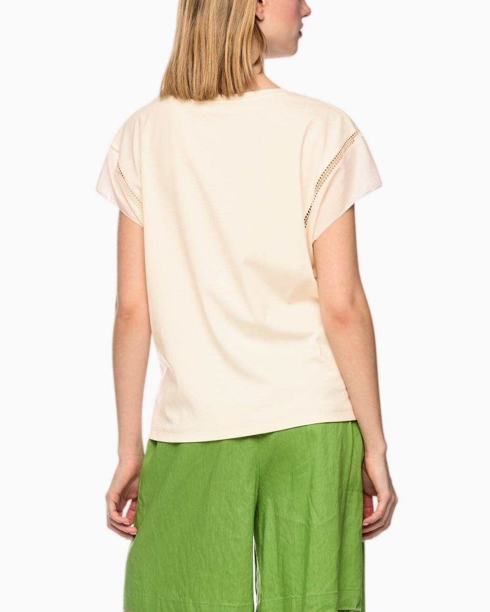 blouse, v-neck, short sleeves, beige, shorts, green, belted, pants, linen-like, casual