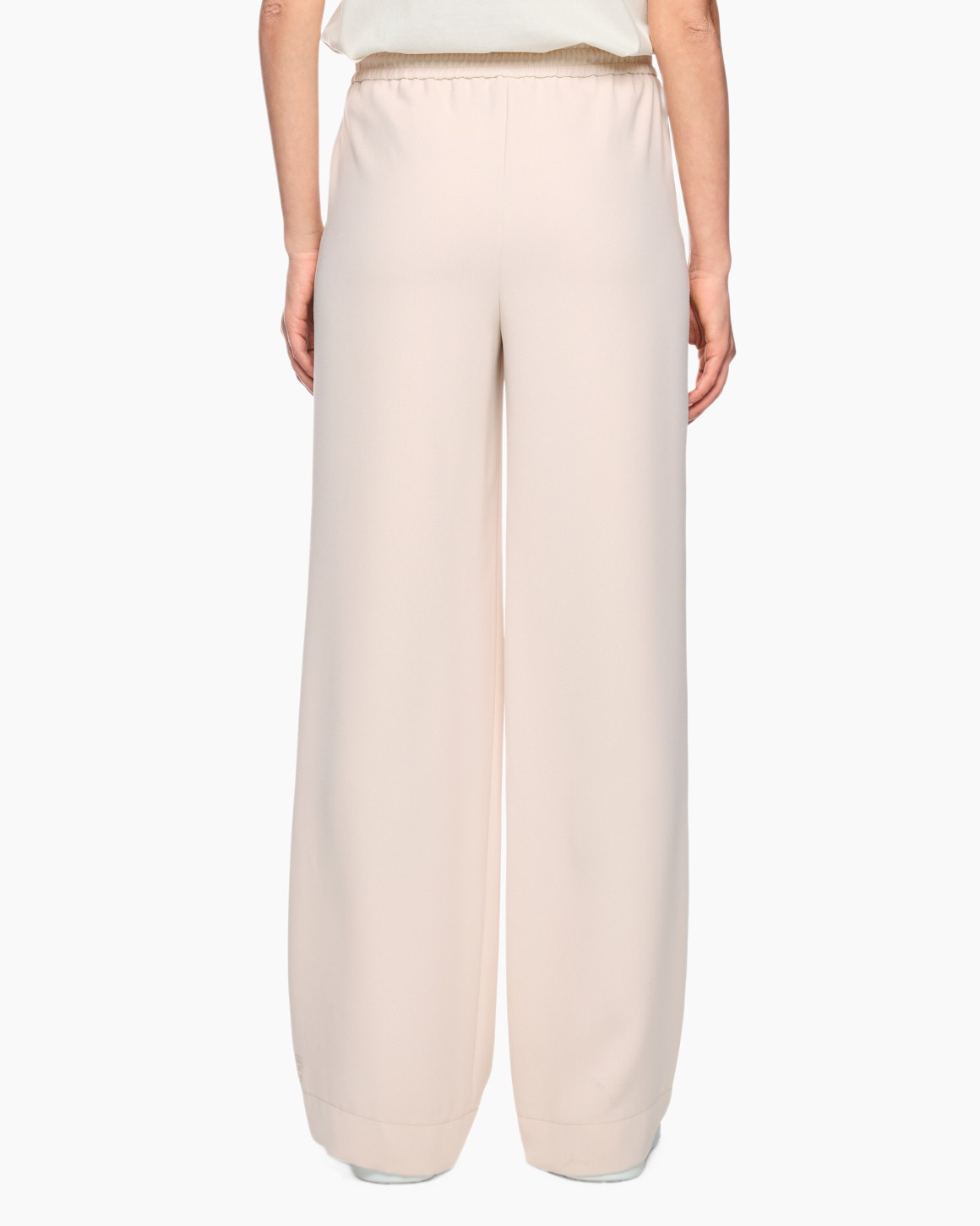 Clothing, Pants, Home Decor, Linen, Person