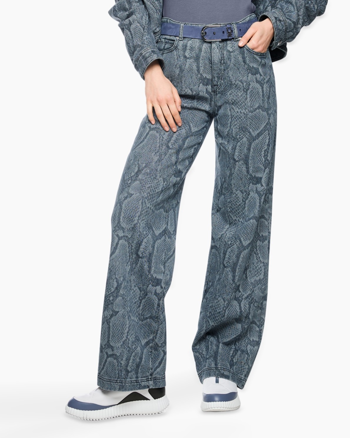 wide-leg, snake pattern, denim pants, high-waisted belt, blue-gray, pants, jeans, snake print, wide leg, denim