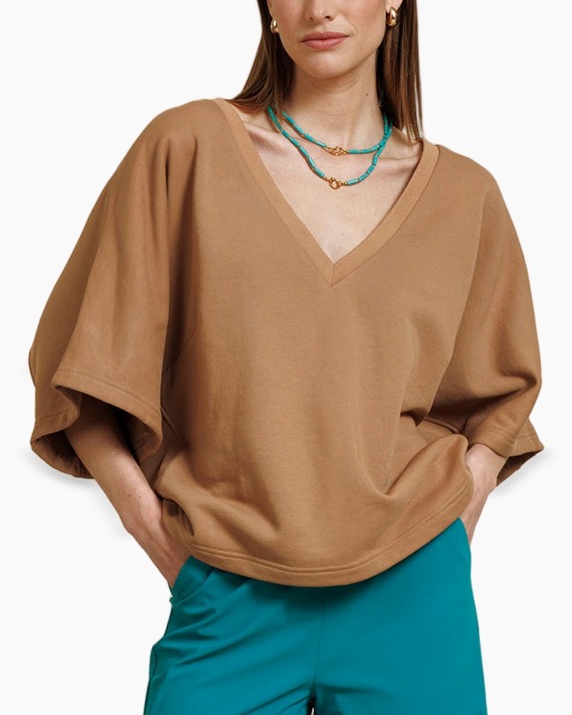 V-neck, Loose-fit, Batwing sleeves, Camel color, Top