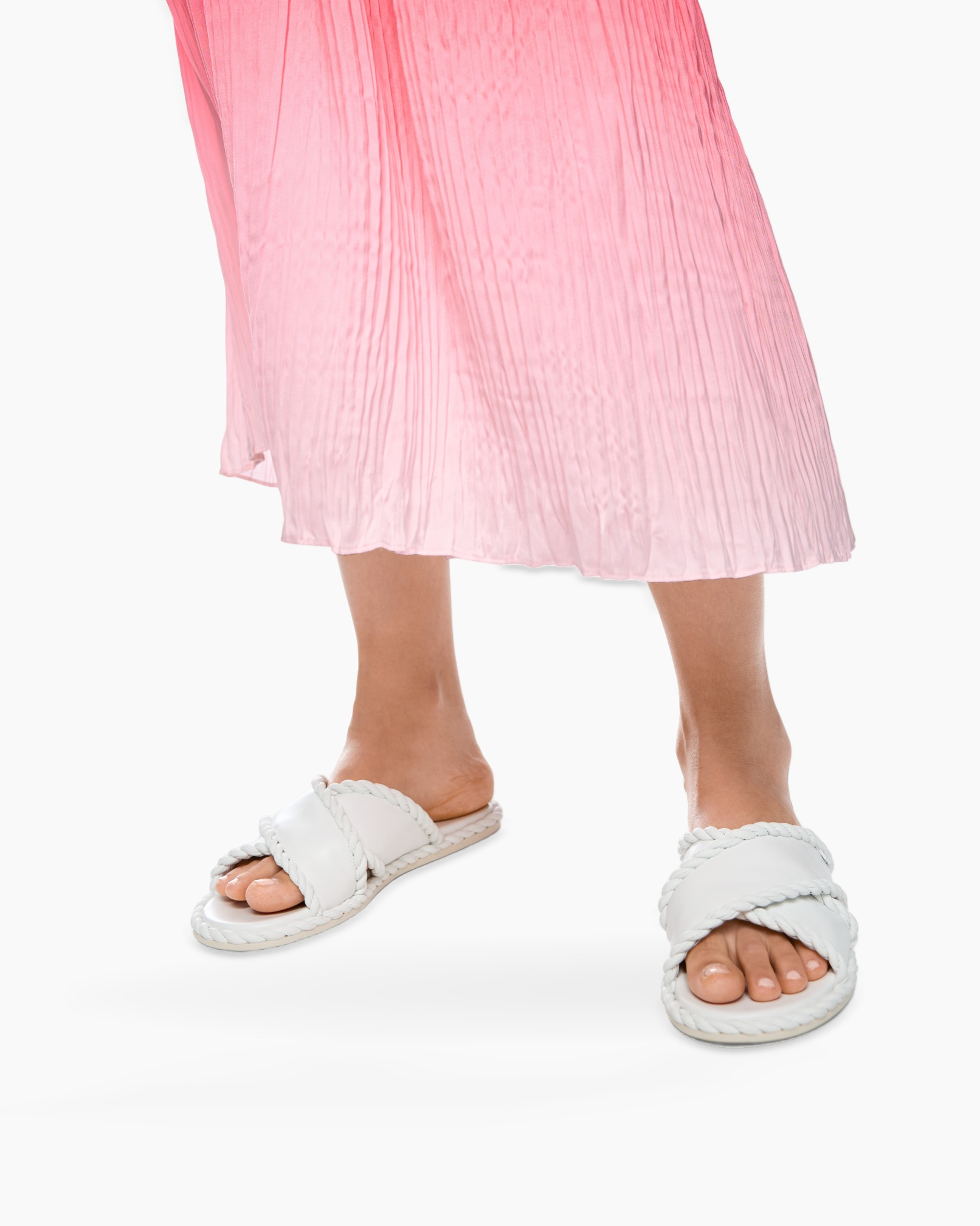 pink dress, pleated dress, mid-length, slippers, sandals