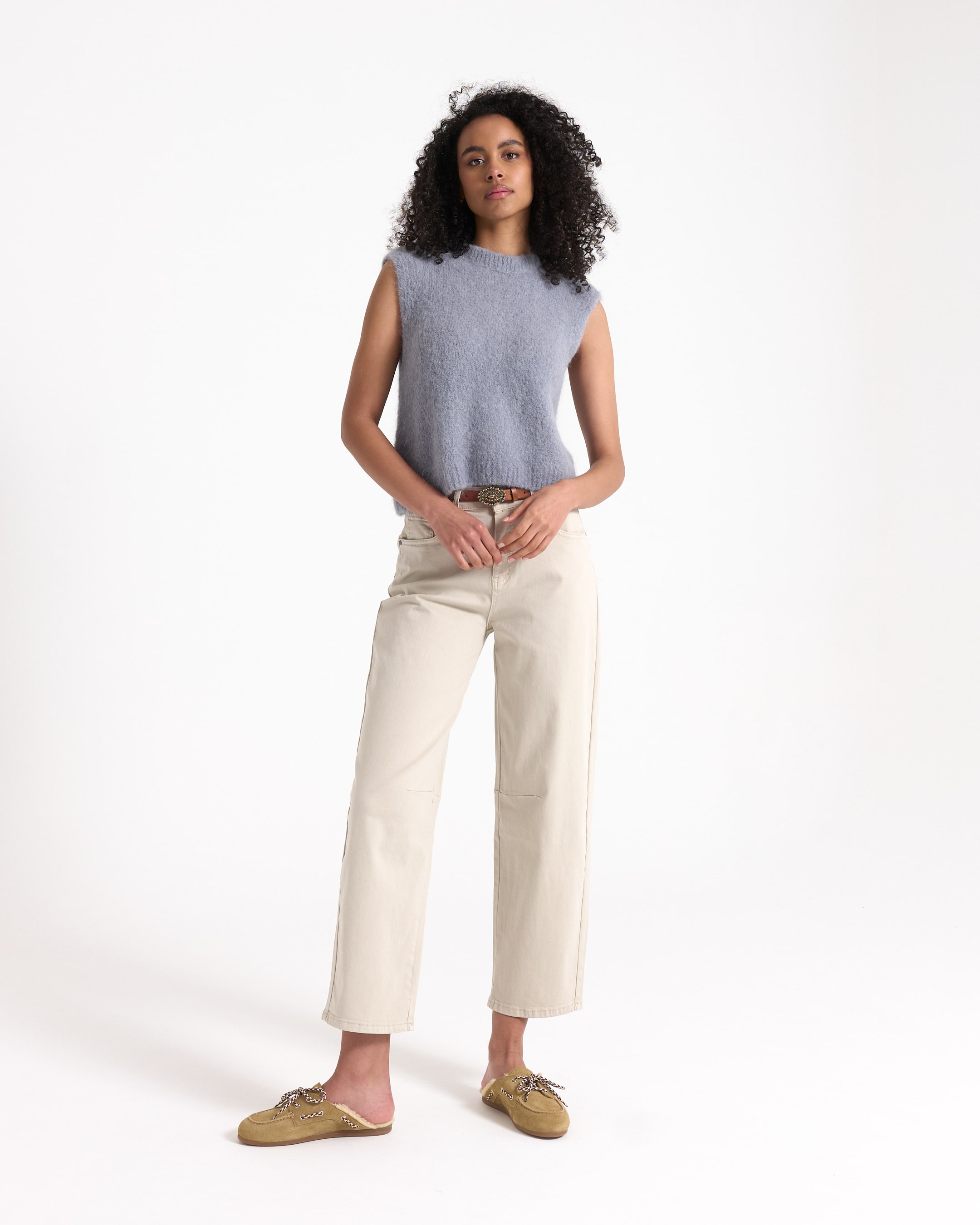 sleeveless sweater, knit top, blue, tank top, casual outfit, sleeveless knit, blue sweater, tank top, beige pants, moccasin shoes