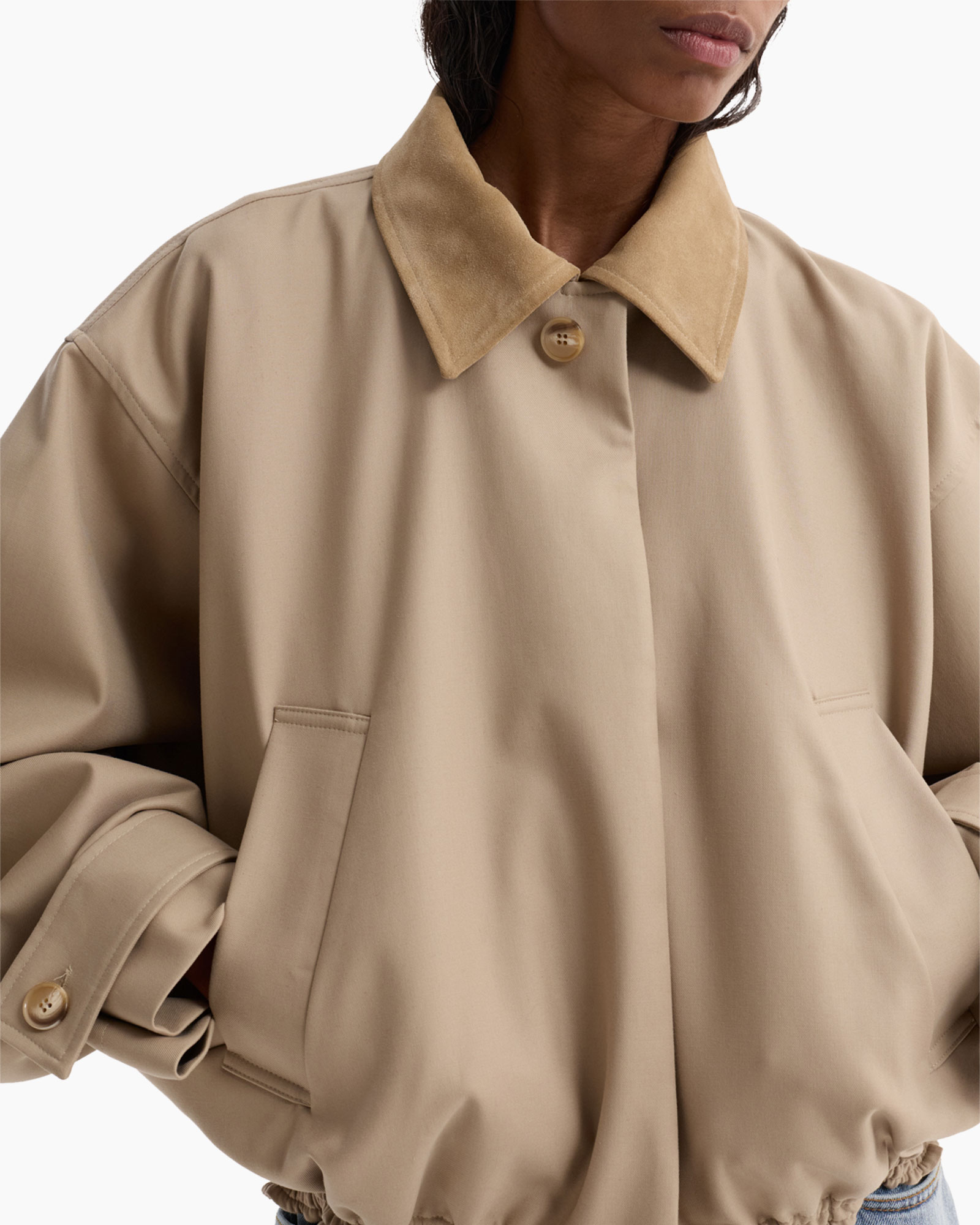 beige jacket, collar, button, pockets, loose fit