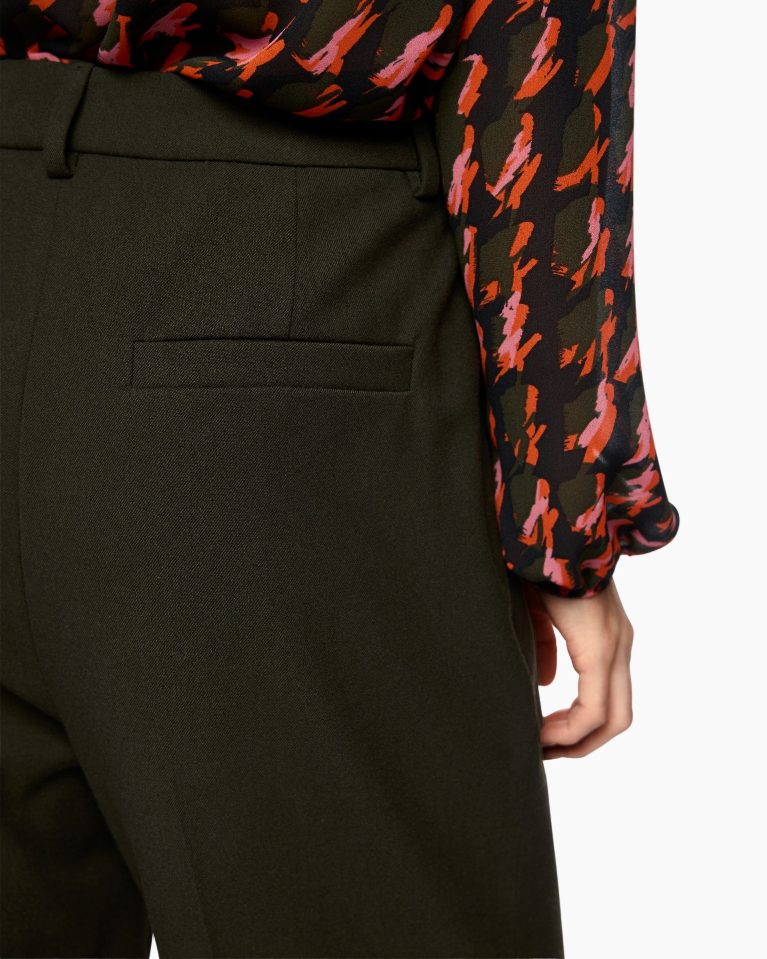 trousers, pocket, back pocket, dark green, tailored