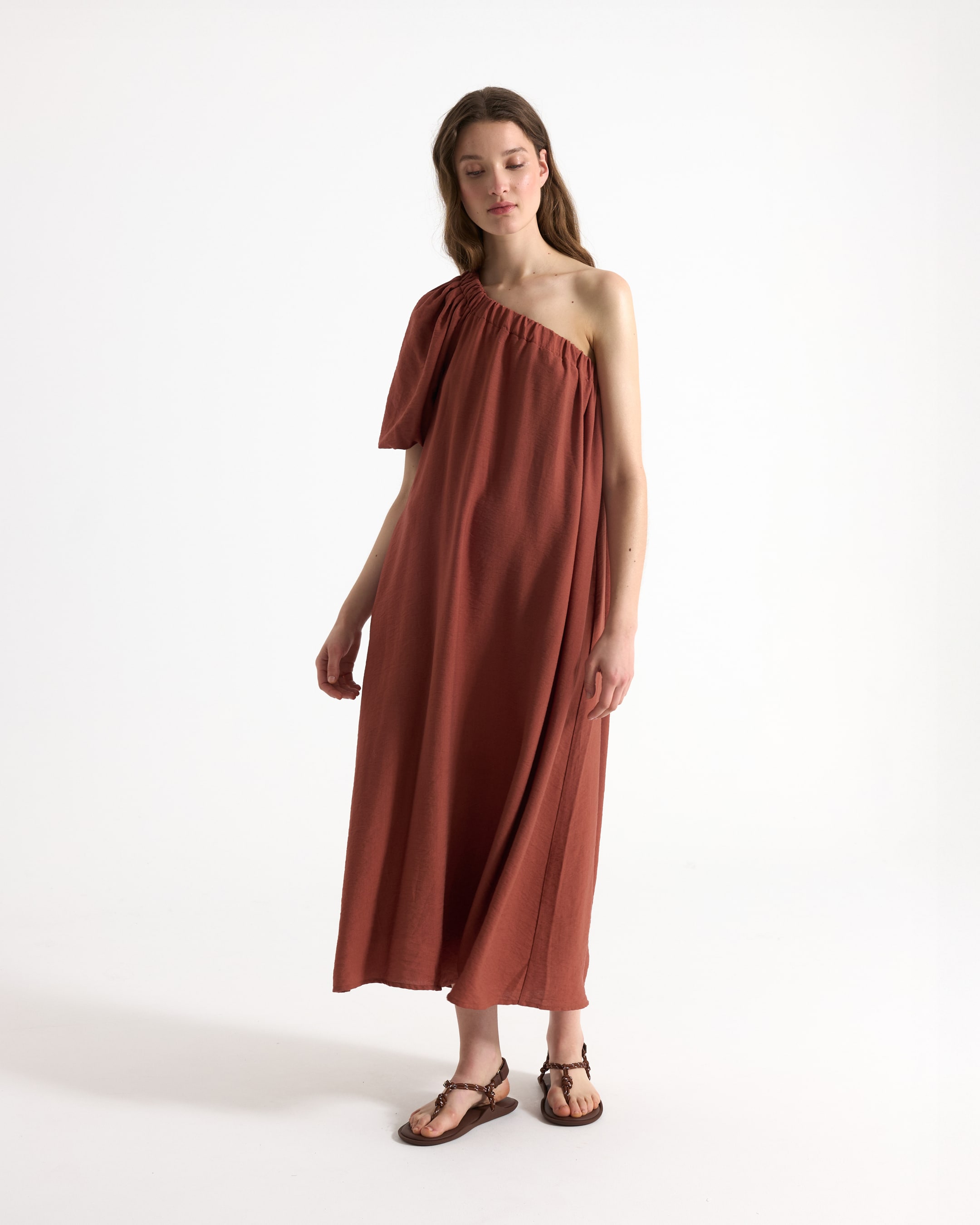 one-shoulder, maxi-dress, rust, linen, sandals