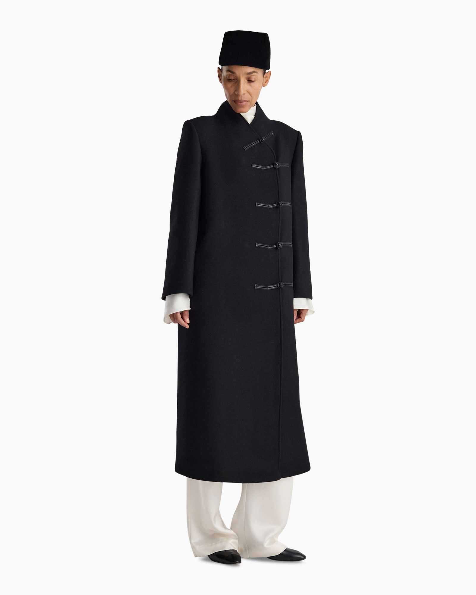 coat, long coat, duffle coat, black, hooded not visible