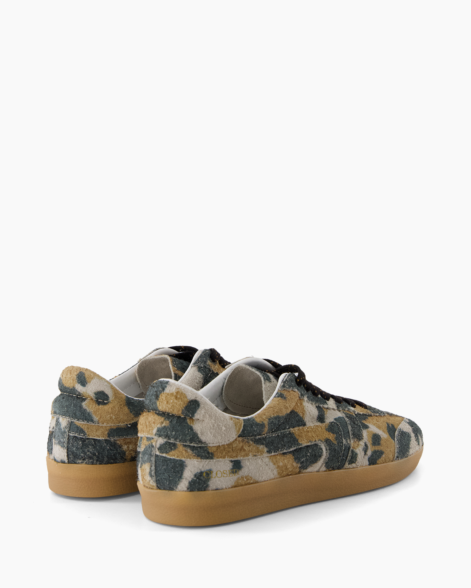 camouflage, camouflage shoes, sneakers, velvet texture, gum sole