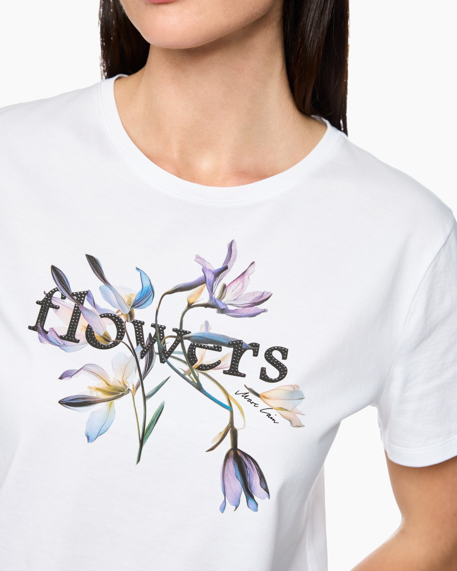 T-Shirt, Adult, Female, Person, Woman